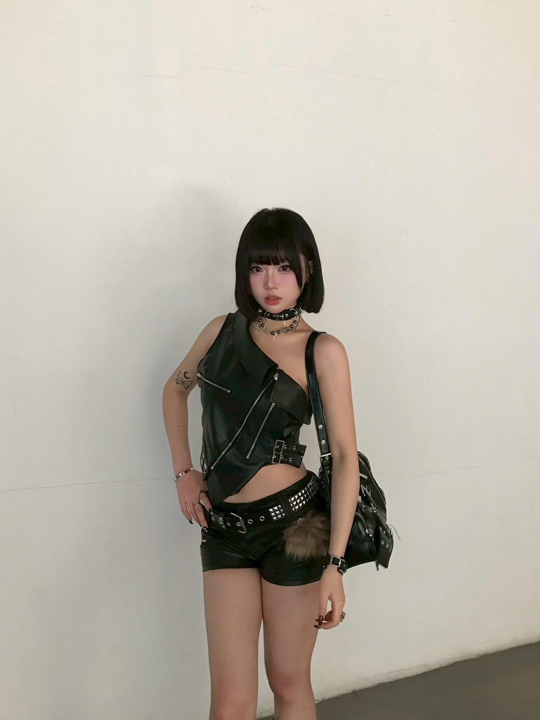 Spicy trap  辣妹皮衣 單肩馬甲背心 2colors