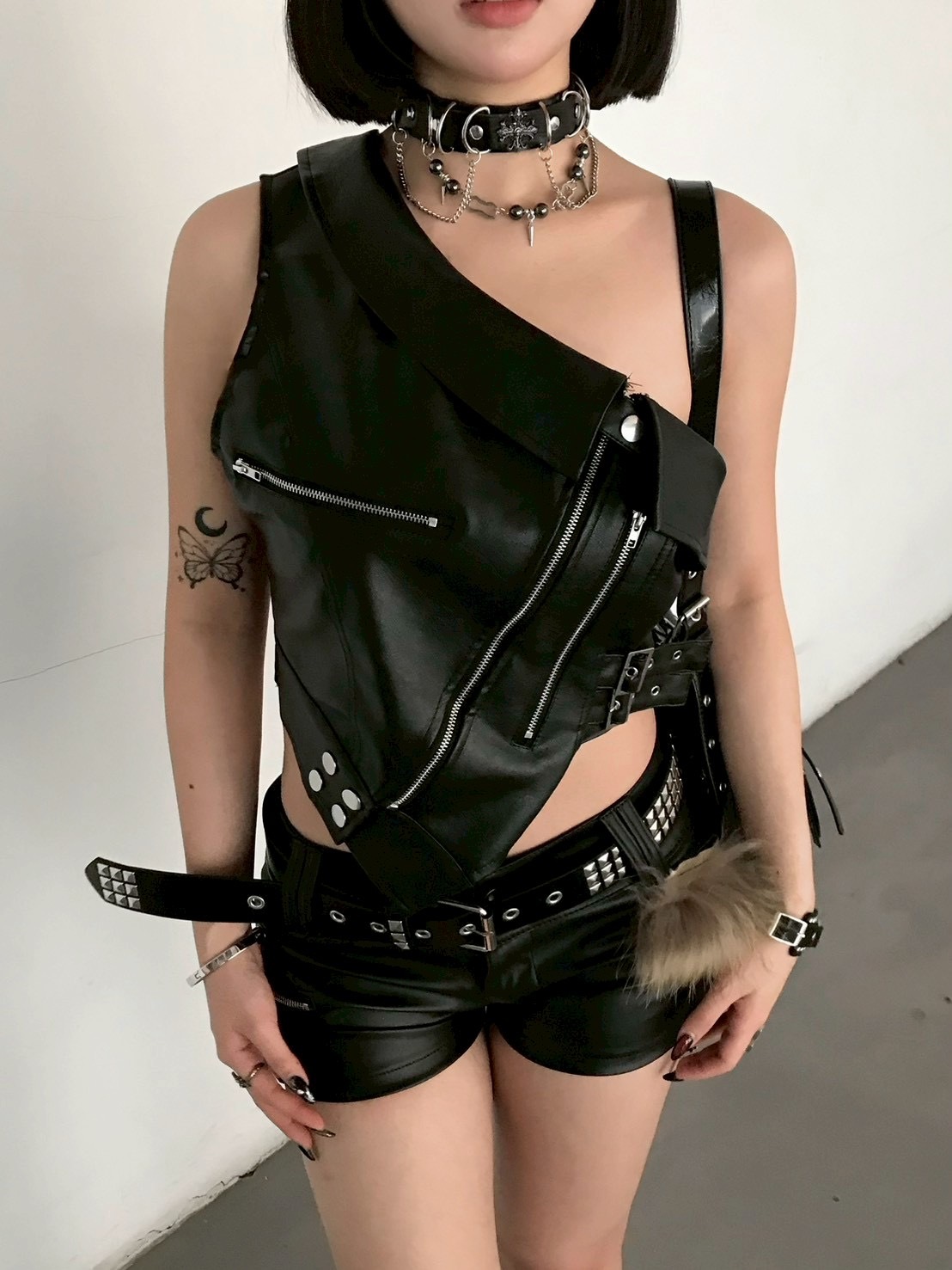 Spicy trap  辣妹皮衣 單肩馬甲背心 2colors