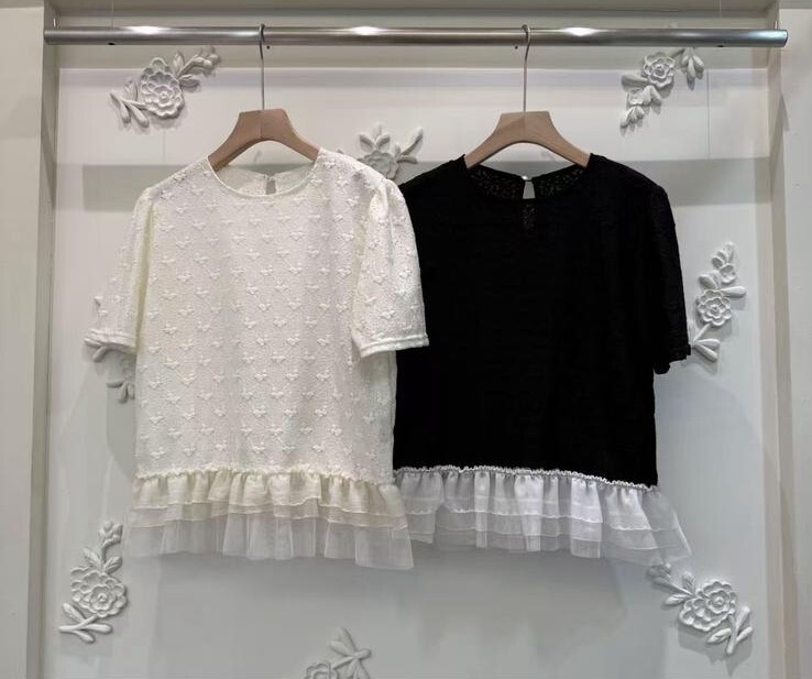 BE27  菱格蝴蝶結 胸49 長20 $429 (一口價)