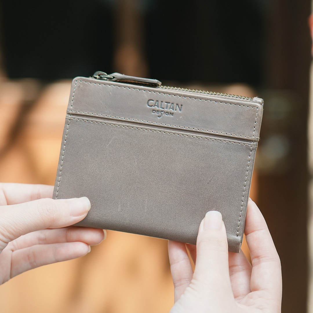 簡約真皮扣式拉鍊短夾-五色(075160)