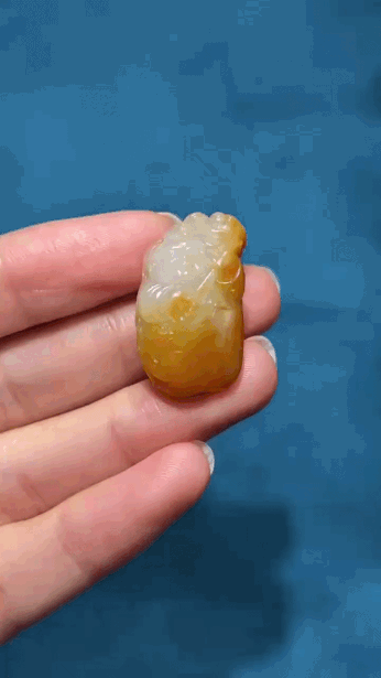 320227 和田玉籽料舞獅童子