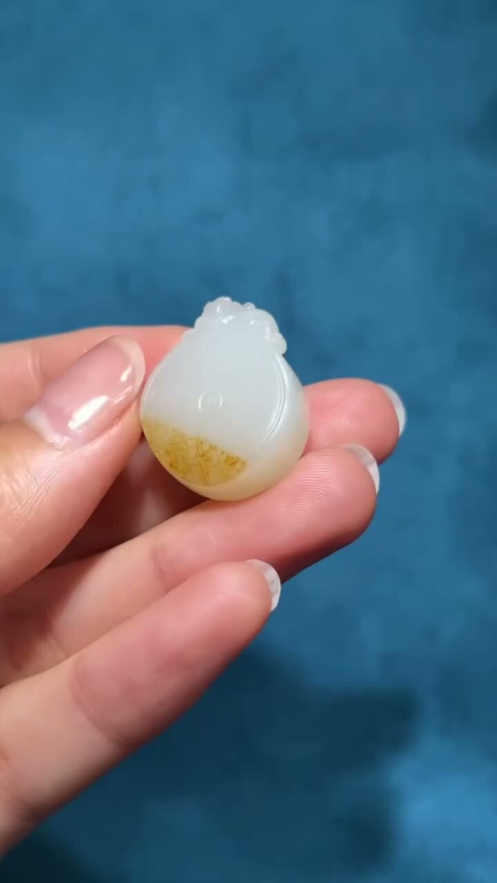 和田玉籽料府上有壽,天然和田玉軟玉