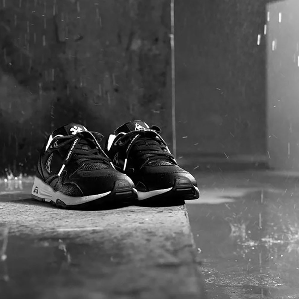 【le coq sportif × KICKS LAB.】LCS R 800 KL 聯名跑鞋｜黑白設計 蛇紋拼接｜日本限定