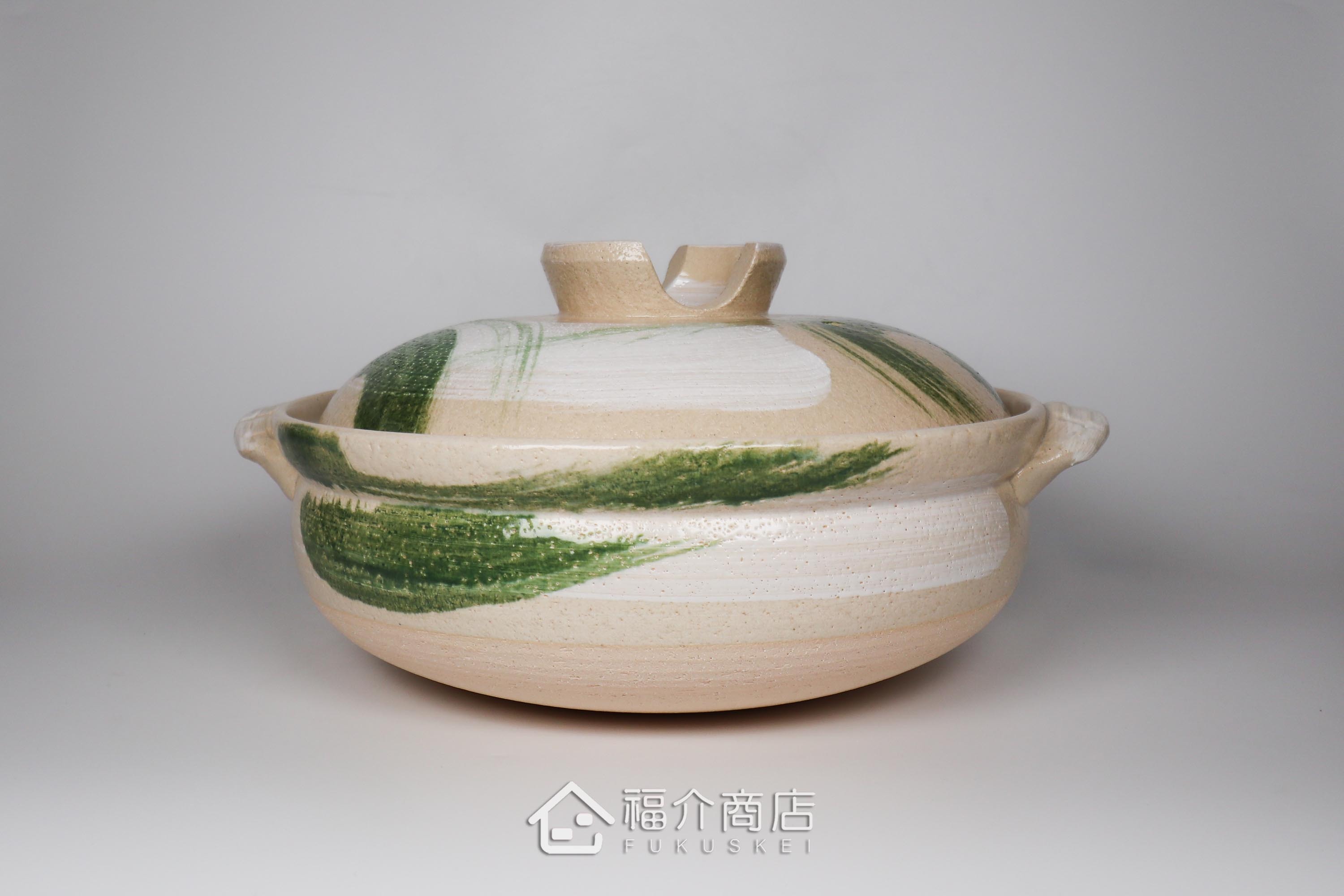 煮火鍋的日本陶鍋