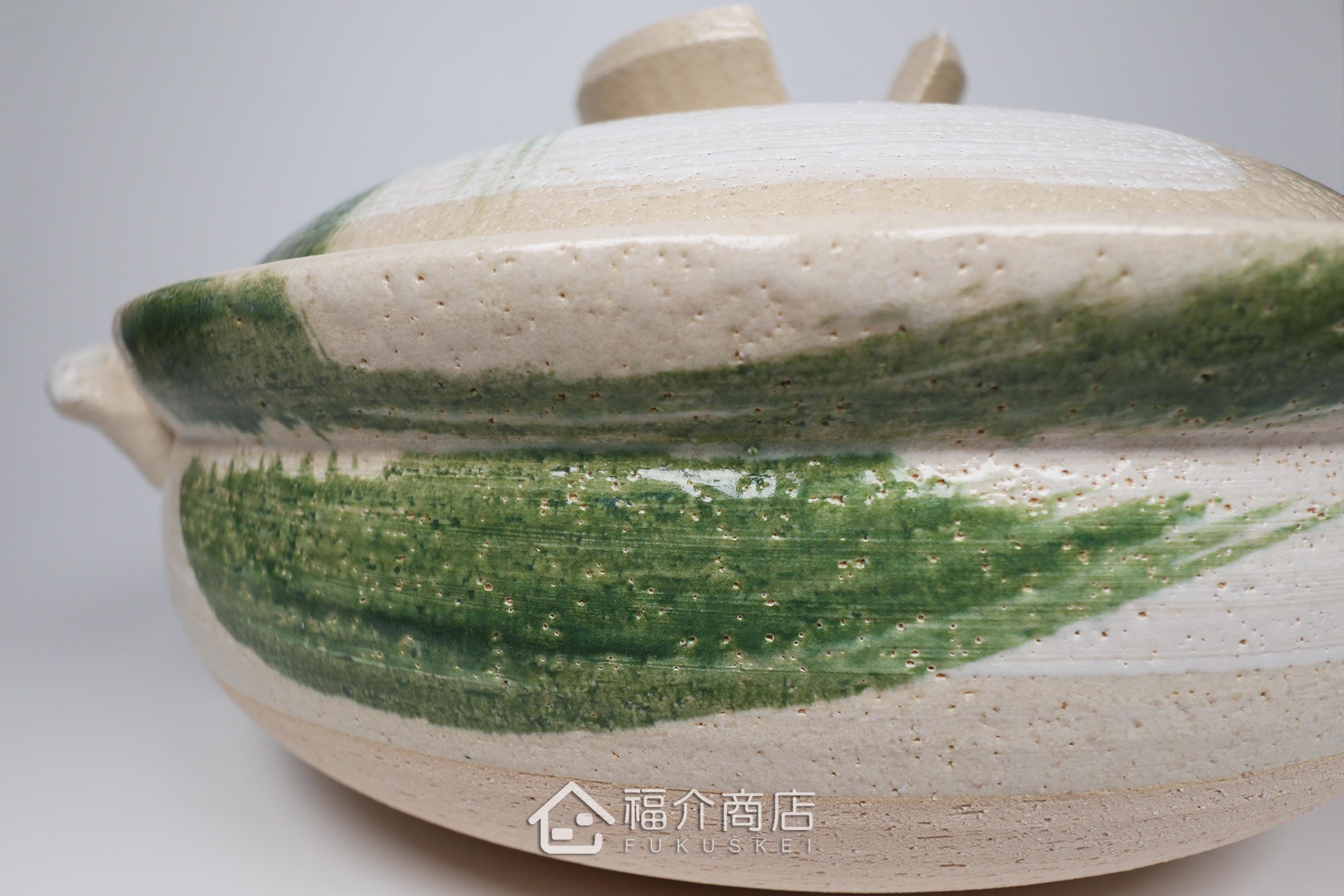 大容量煮火鍋的日本陶鍋