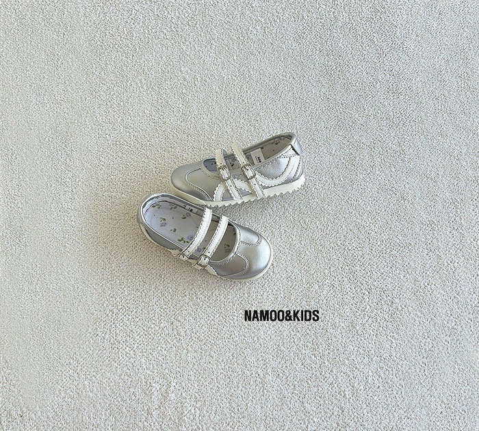 正韓夏namoo_kids 米白滾邊銀色娃娃鞋