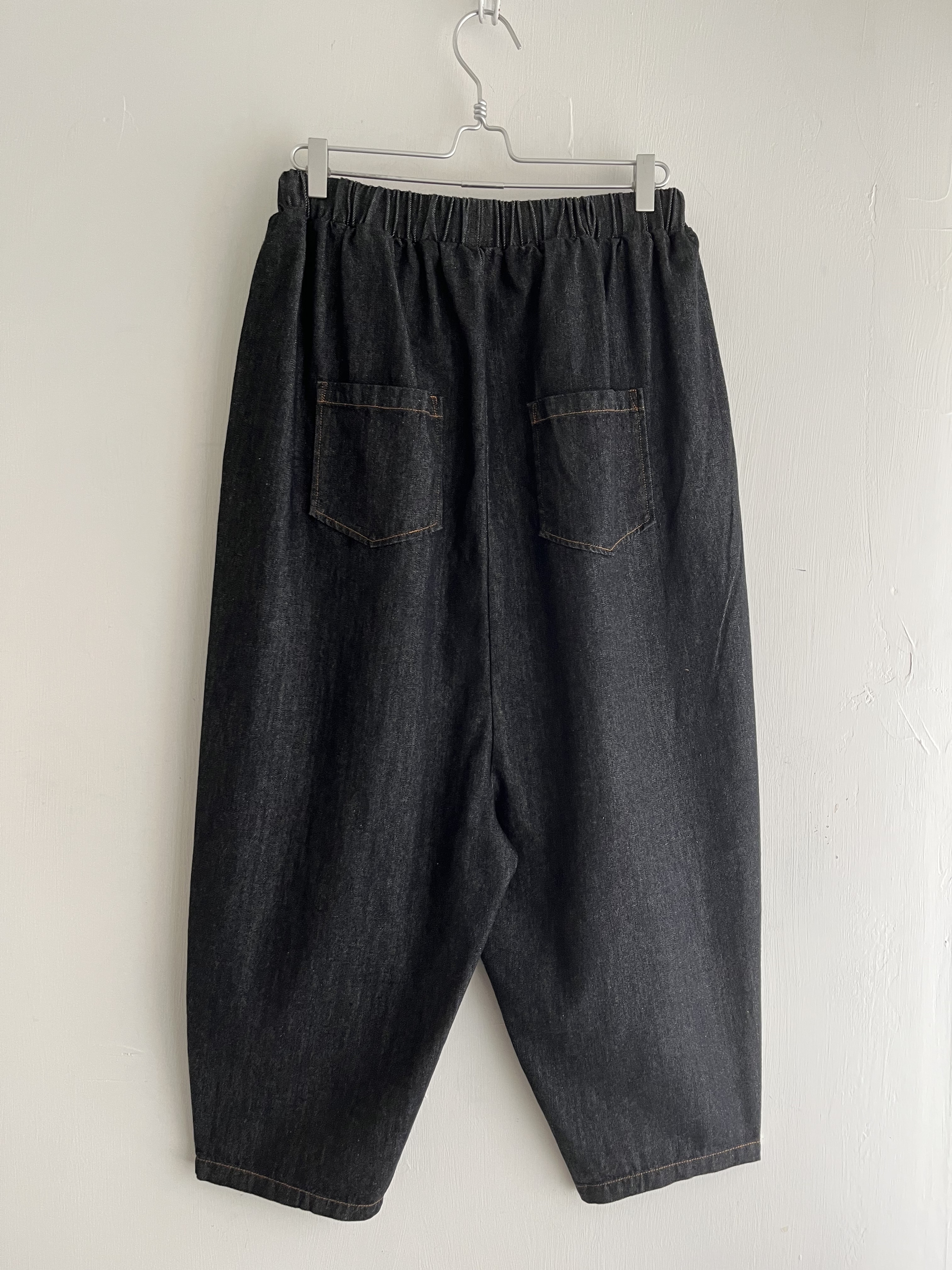 COLORK黑色全橡筋闊褲