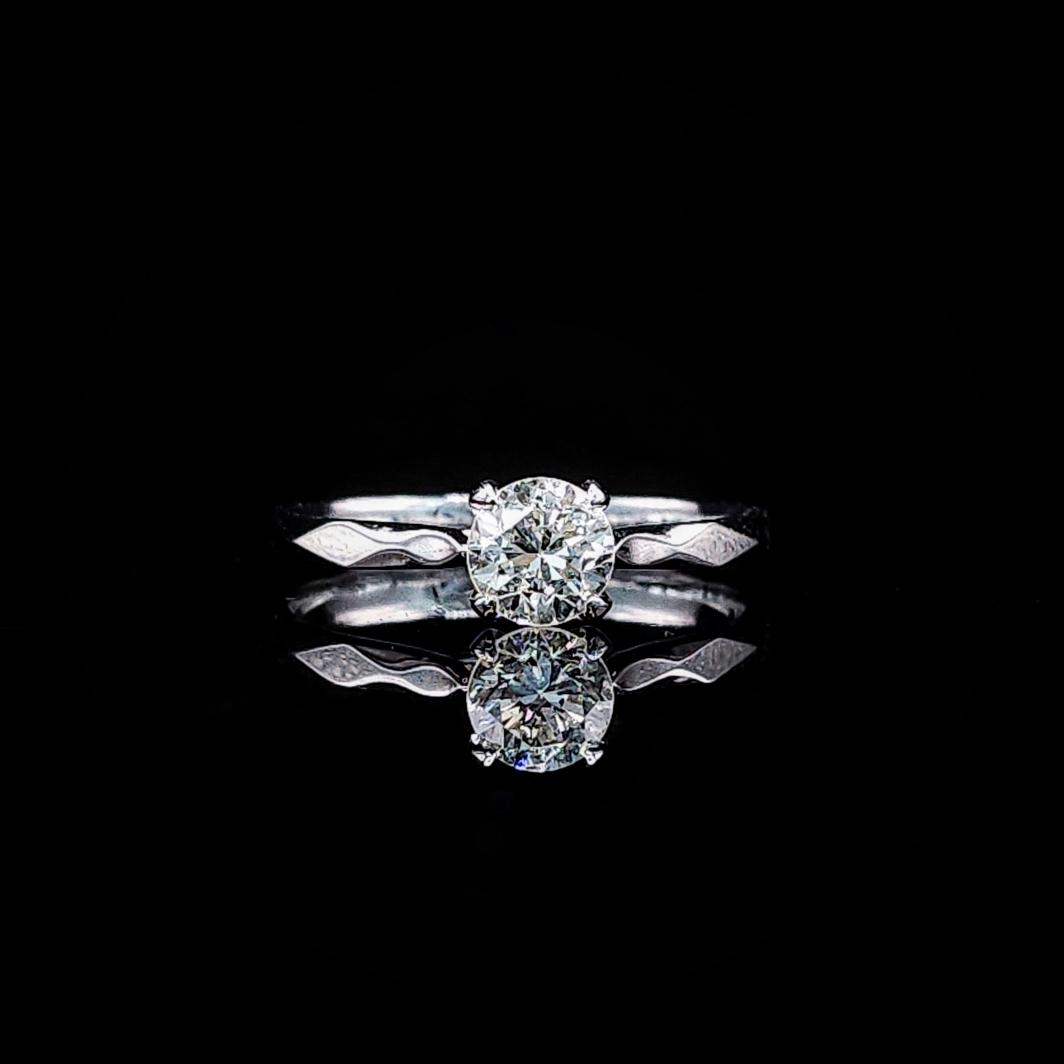 全新18K白金【單粒51份鑽石】戒指