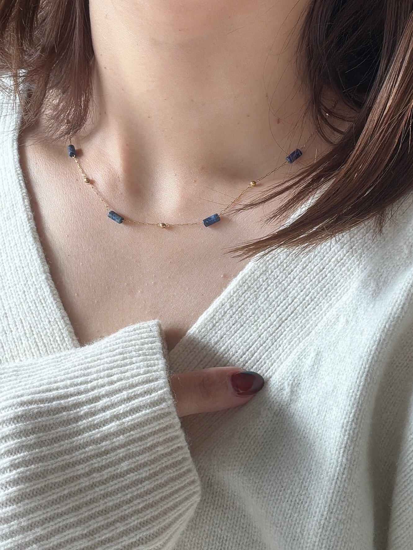 blue line necklace