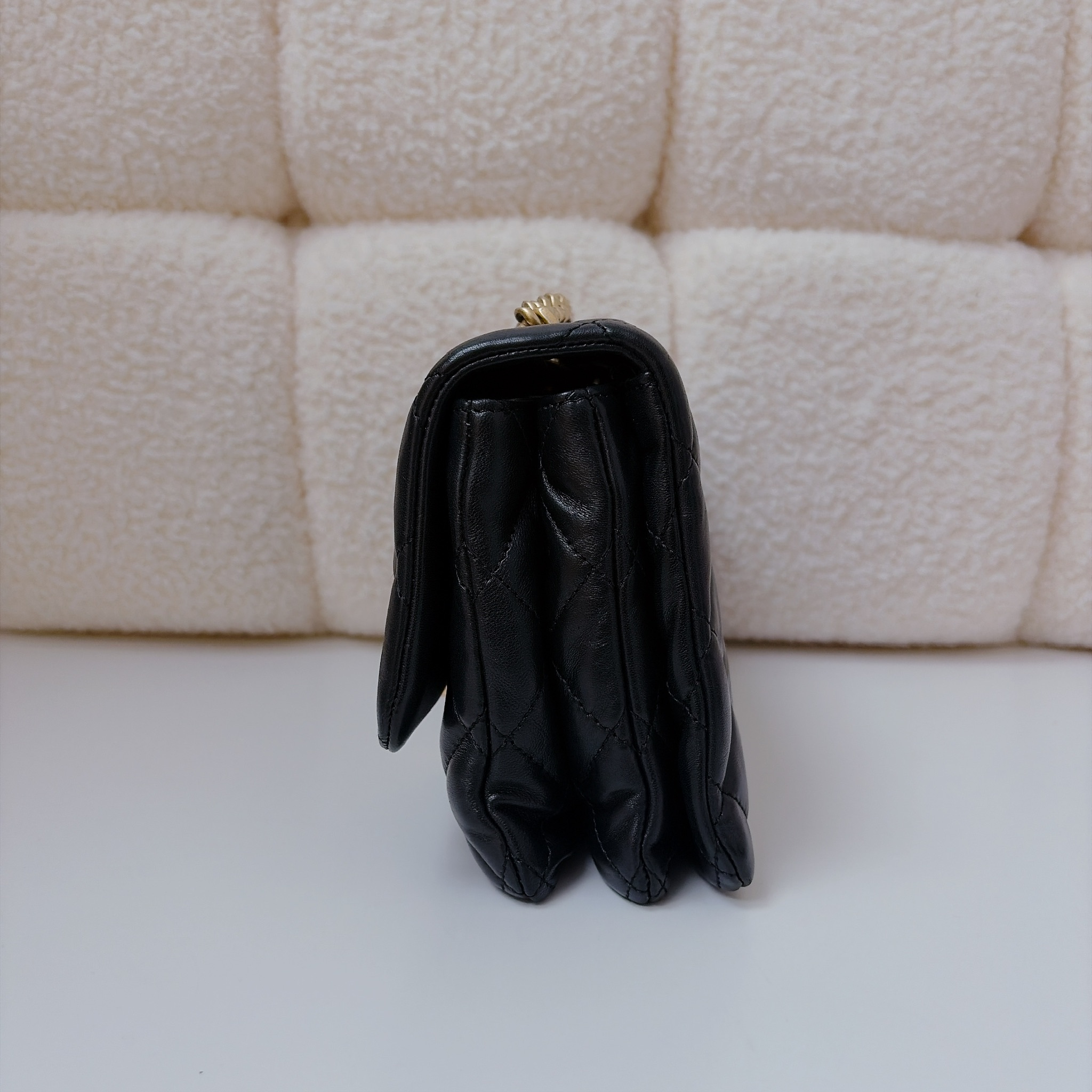 Chanel Pearl Crush Flap Bag - Black / Ghw