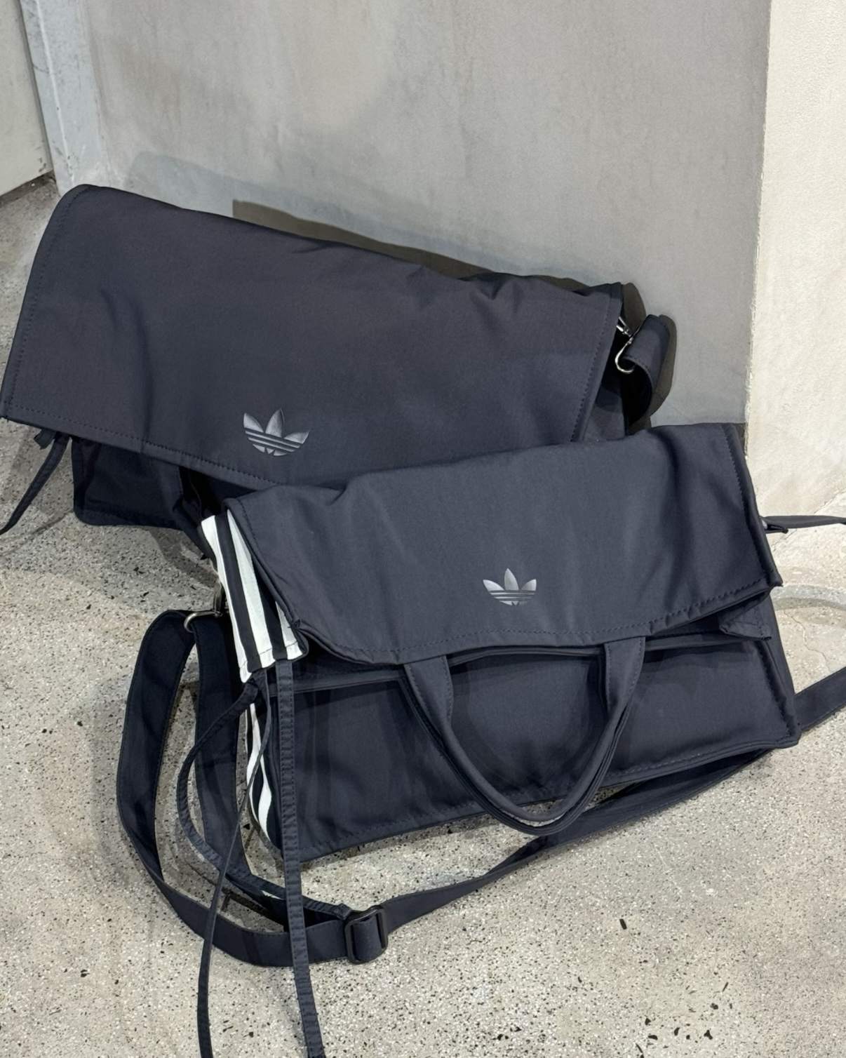 Adidas Casl Bag S 黑色 兩用包 磁吸 大容量 肩背包 斜背包 手提包 兩種尺寸可選