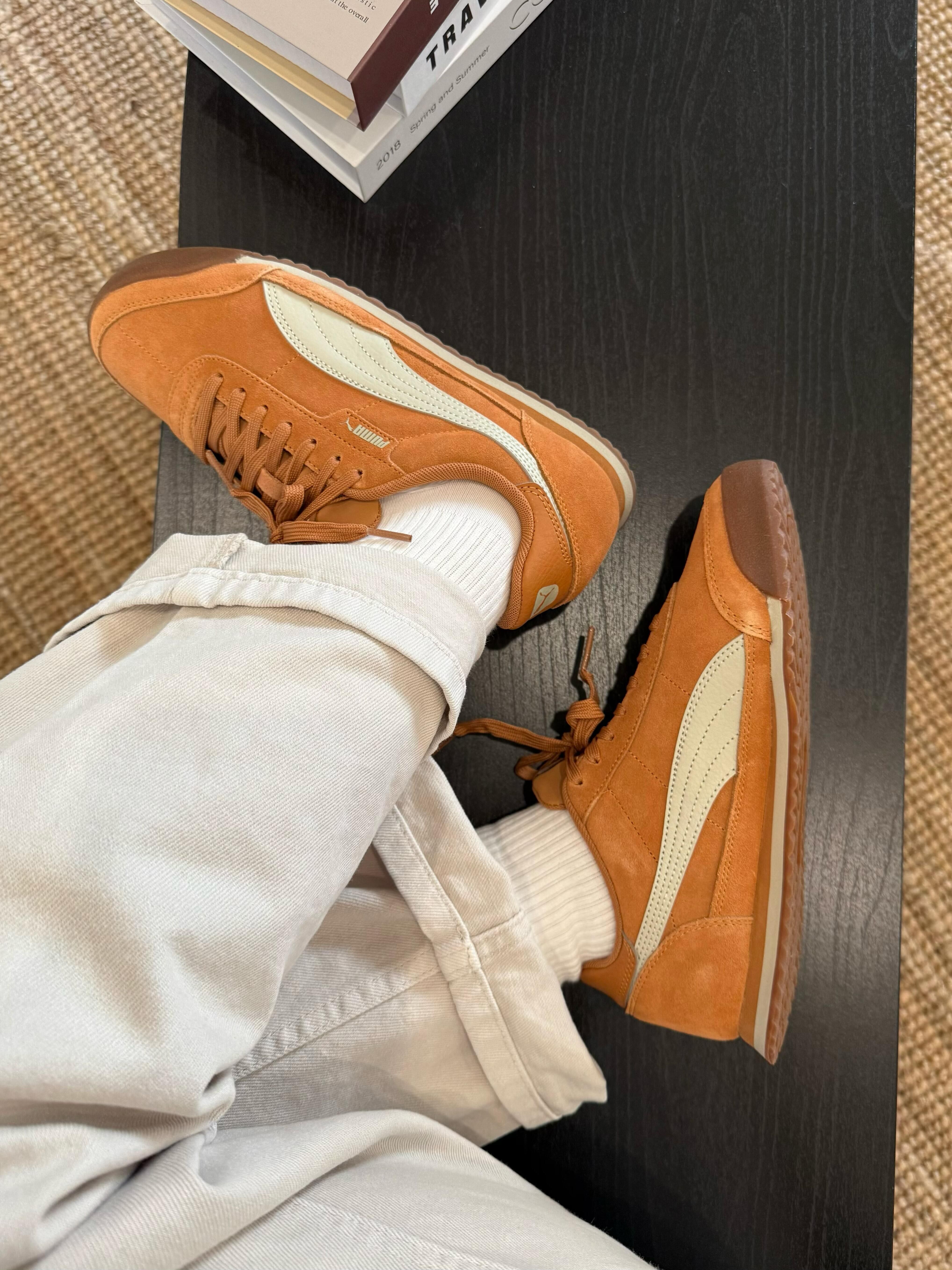 PUMA Turino SD 橘色 灰橘色 橘棕色 焦糖底 麂皮 復古 薄底鞋 貼貼鞋 女款 397453-08/預購