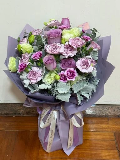 W - 紫玫瑰配康乃馨_CA48004