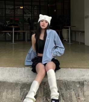 【入LIVECODE一件減至$698😱🔥！】【KARINA同款😍】【MLB】[Karina PICK] Women's Sportive Culcive Logo Hood Windbreaker New York Yankees