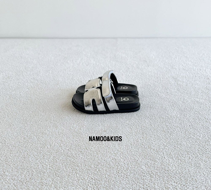 正韓夏NAMOO_KIDS 兩色極簡個性拖鞋