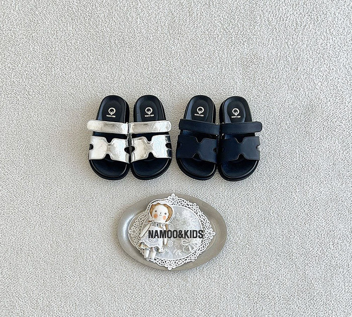 正韓夏NAMOO_KIDS 兩色極簡個性拖鞋