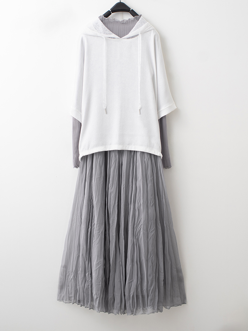 緞面蕾絲連帽五分袖上衣壓褶雙層柔紗長裙組合