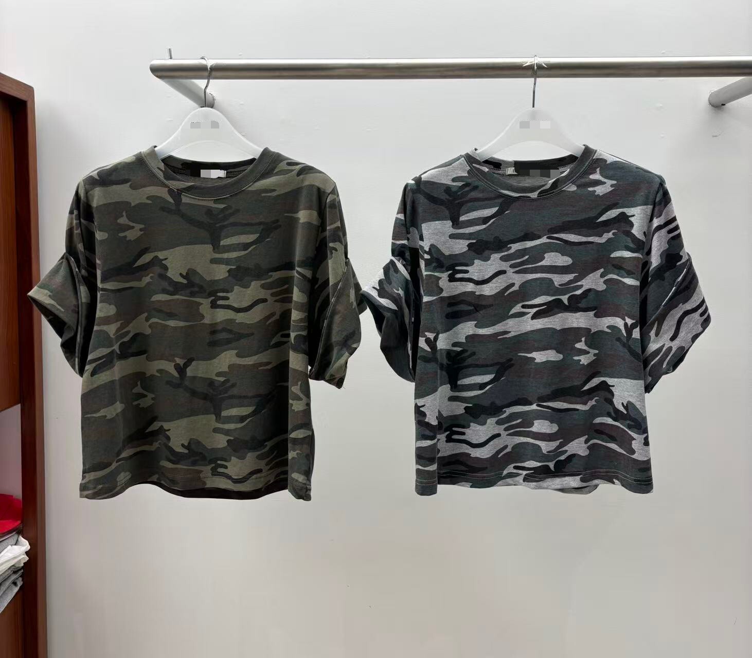 短版迷彩水洗T