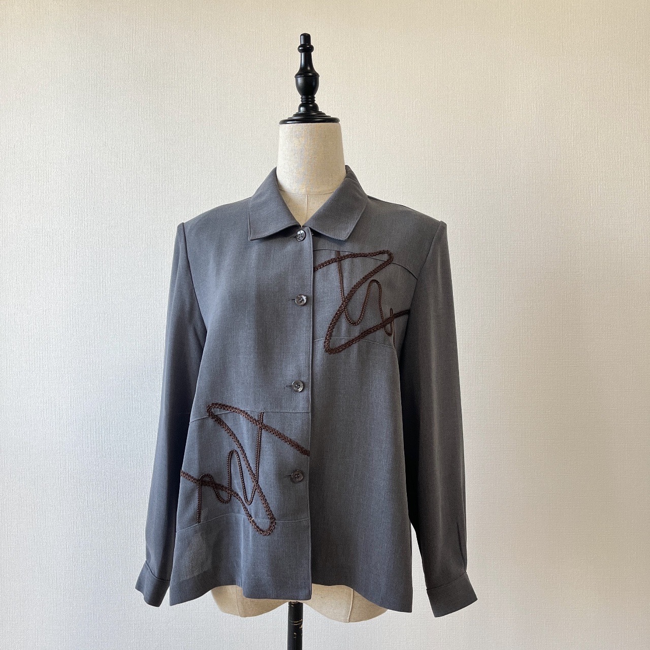 灰色悠閒古著上衣