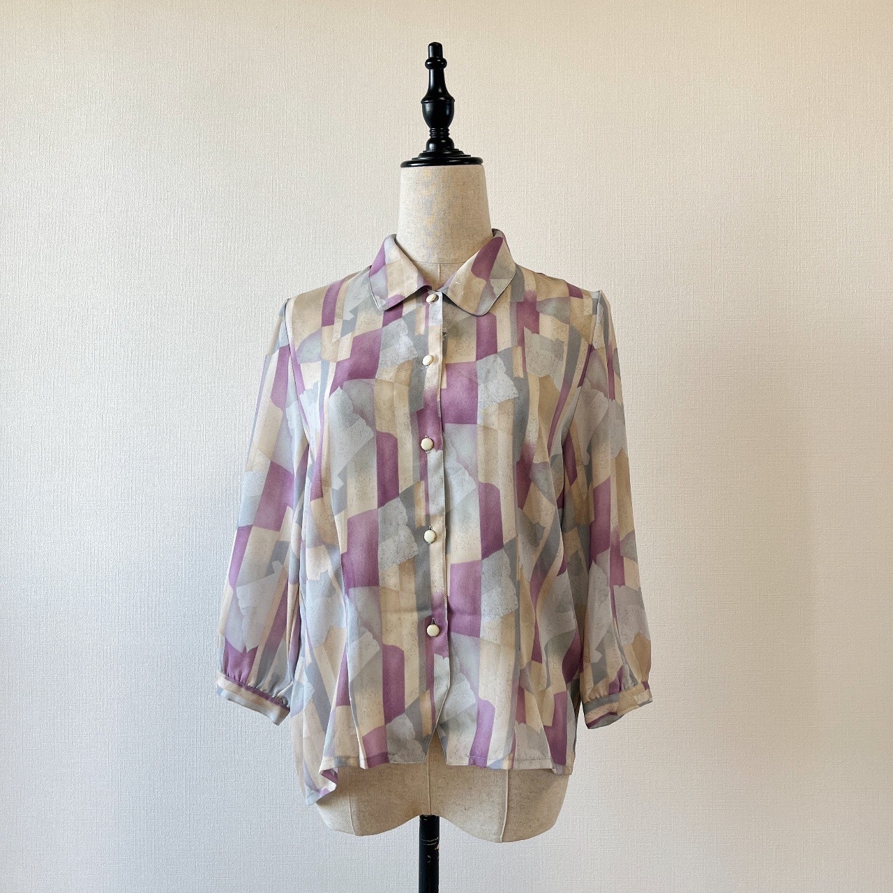 紫色簡約色塊拼圖上衣