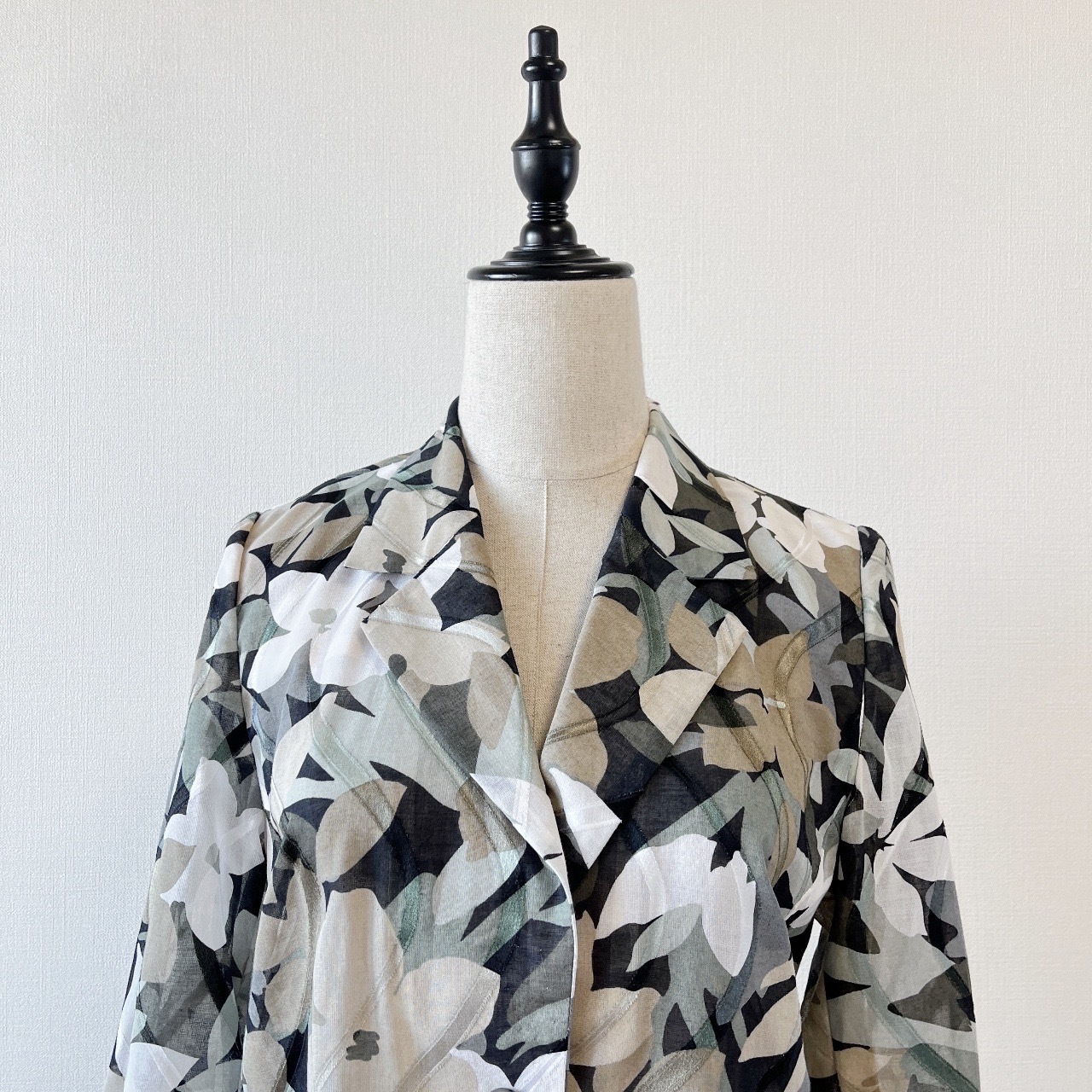 MITSUKOSHI綿質花卉西裝外套