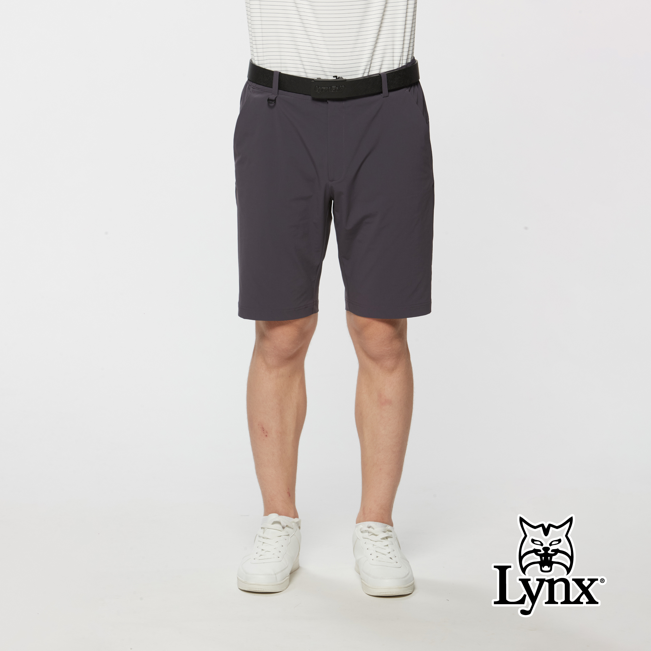 男款四面彈性吸濕排汗抗UV極簡風格短褲