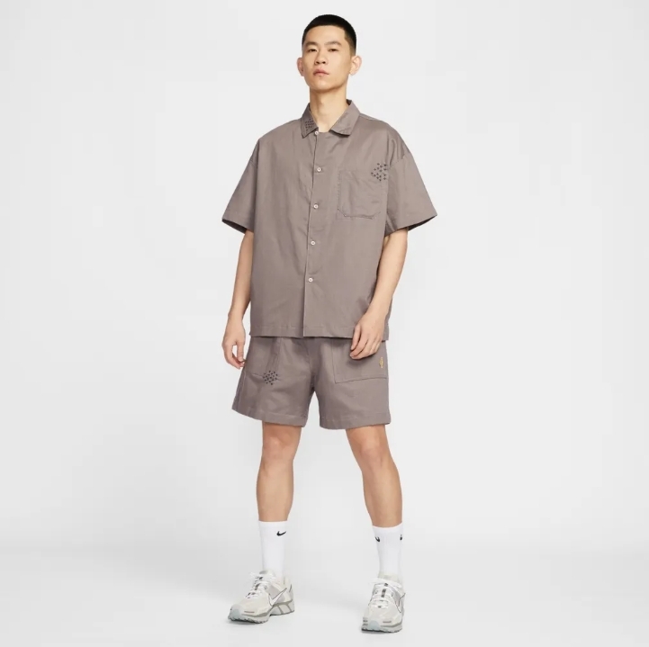 NIKE 短袖 AS M NL LINEN SS BTTNDWN SASH 水洗 灰褐色 工裝 襯衫 男 HJ2982-289