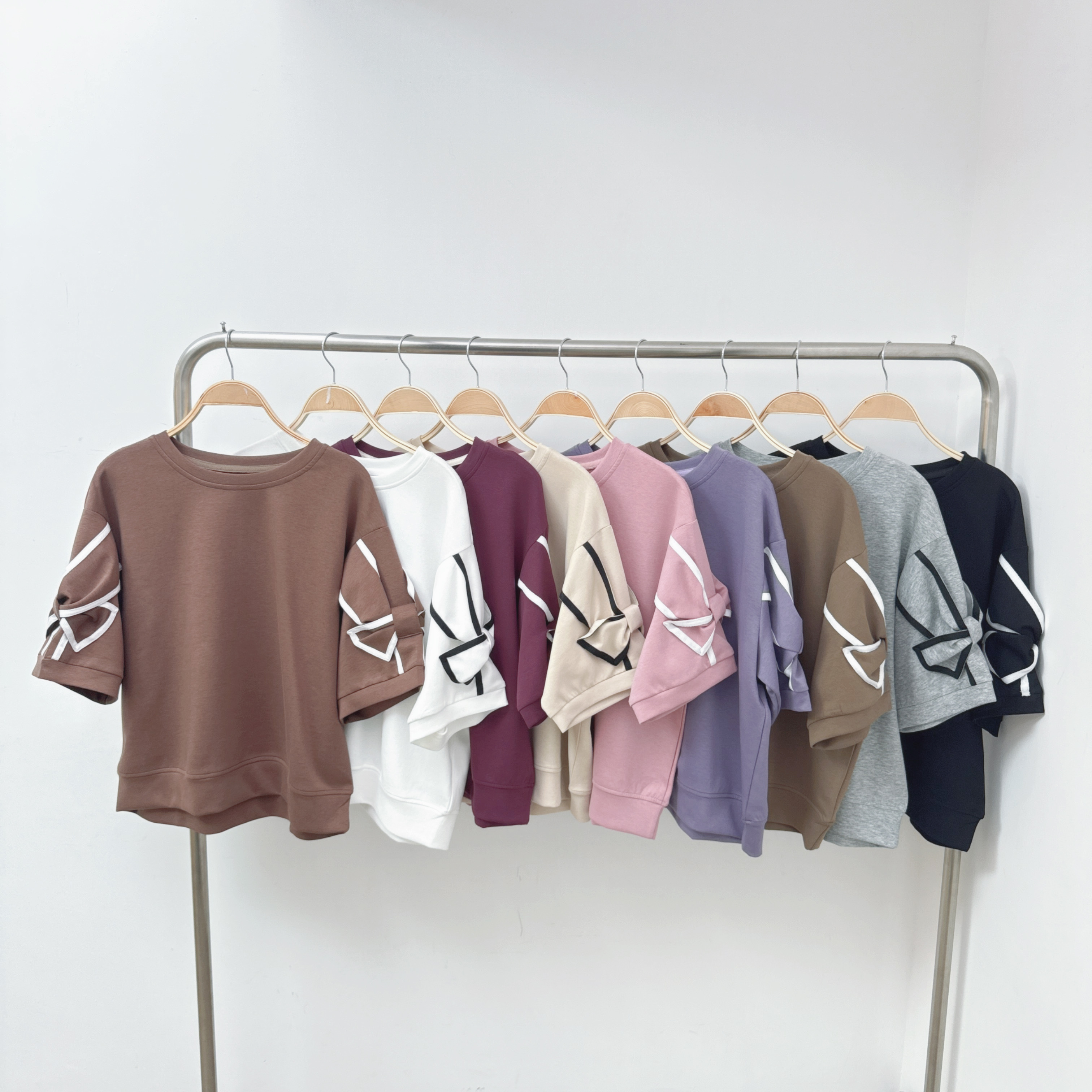 【預訂】扭結織帶包邊蝴蝶中袖棉TOP (E57-E65)