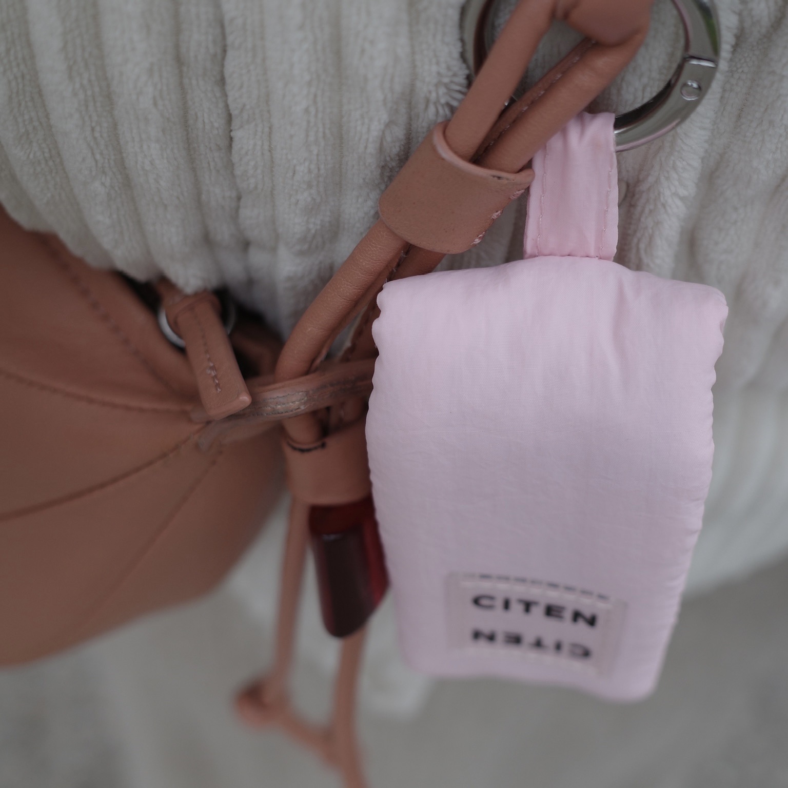 CITEN，口紅收納鑰匙圈