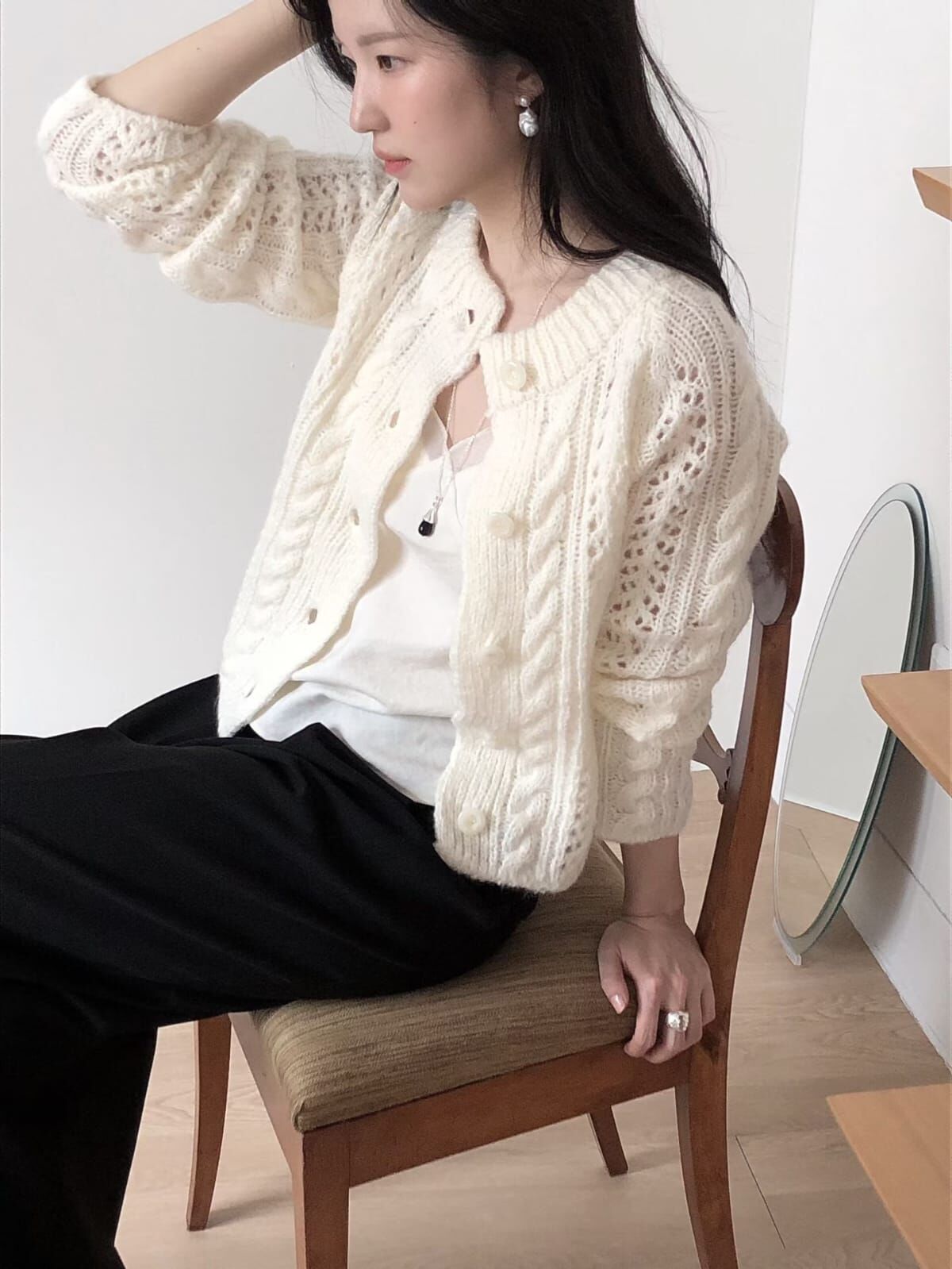 LB6003 鏤空針織外套