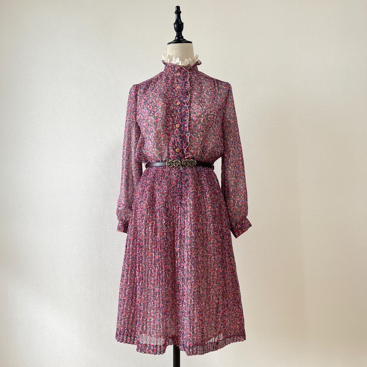 日本製桃紅色碎花Ruffle領古著連身裙