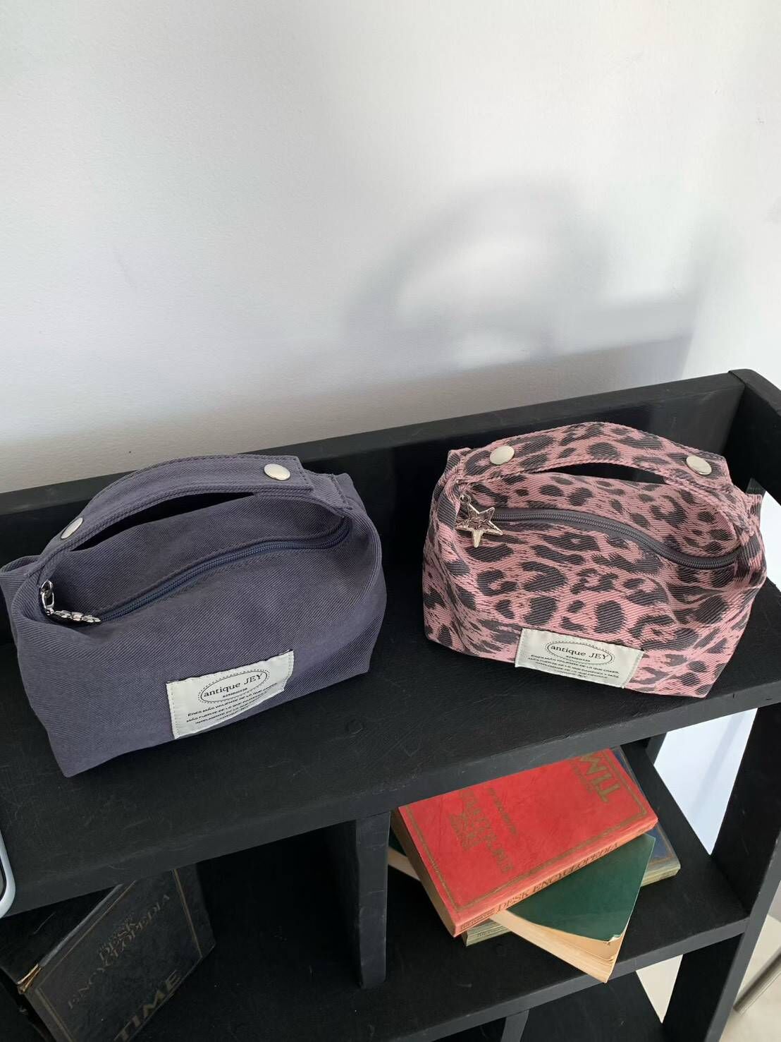 JEY 灰色豹紋化妝收納飯盒小包