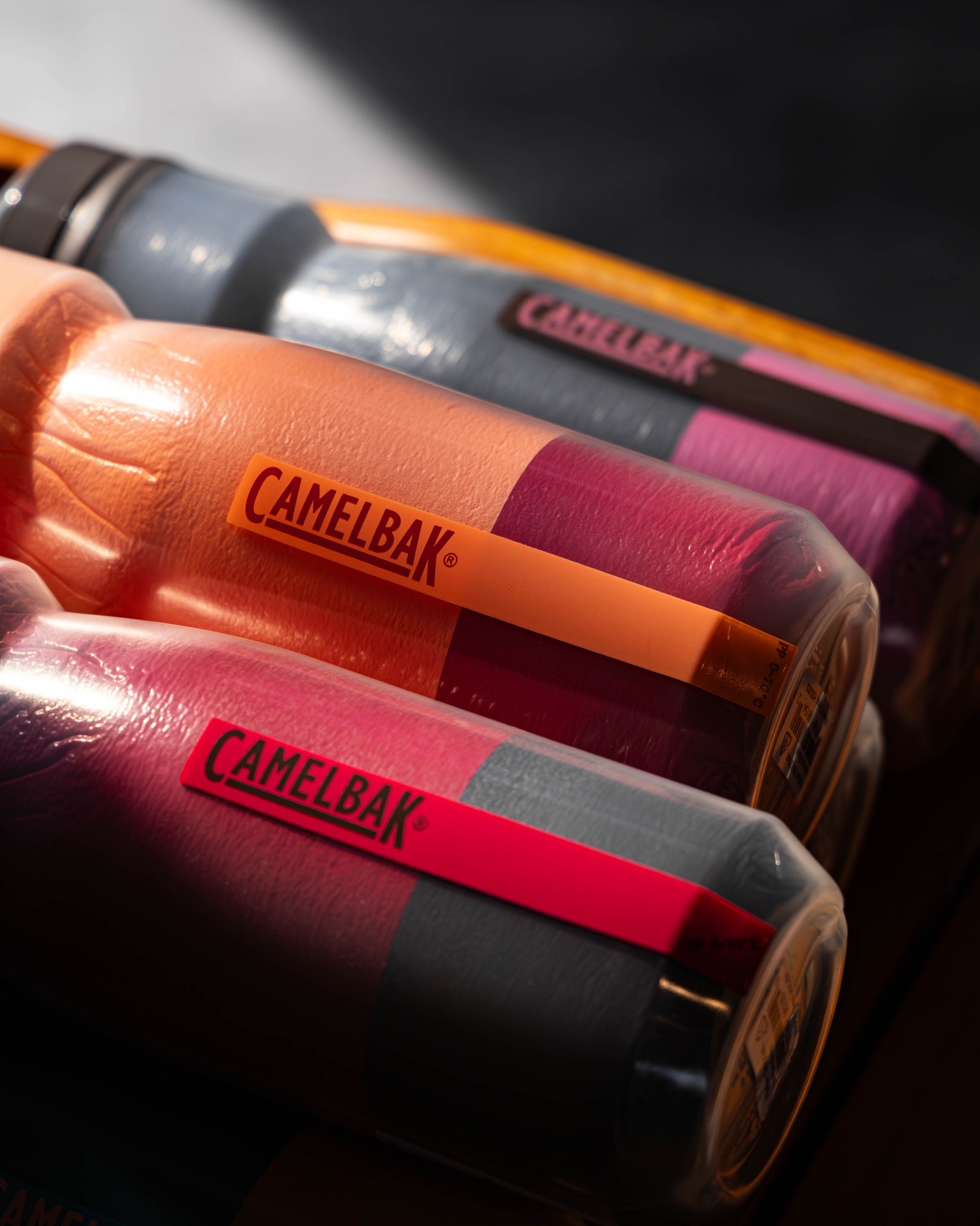 【CAMELBAK】710ml Podium保冷噴射水瓶-夜幕紫