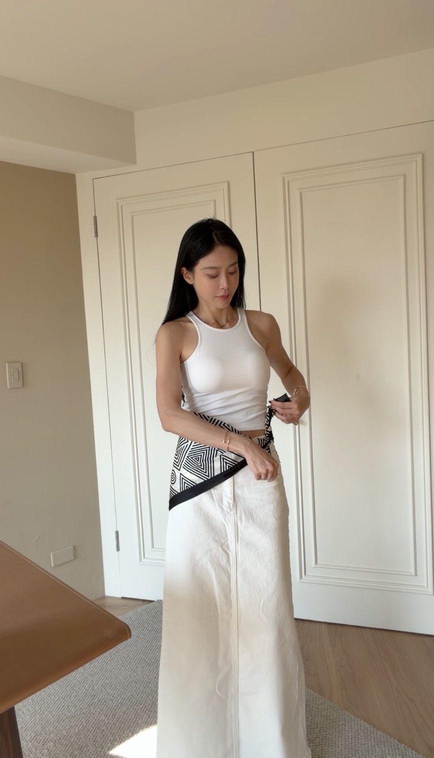 ｜韓國｜幾何圖騰藝術絲巾