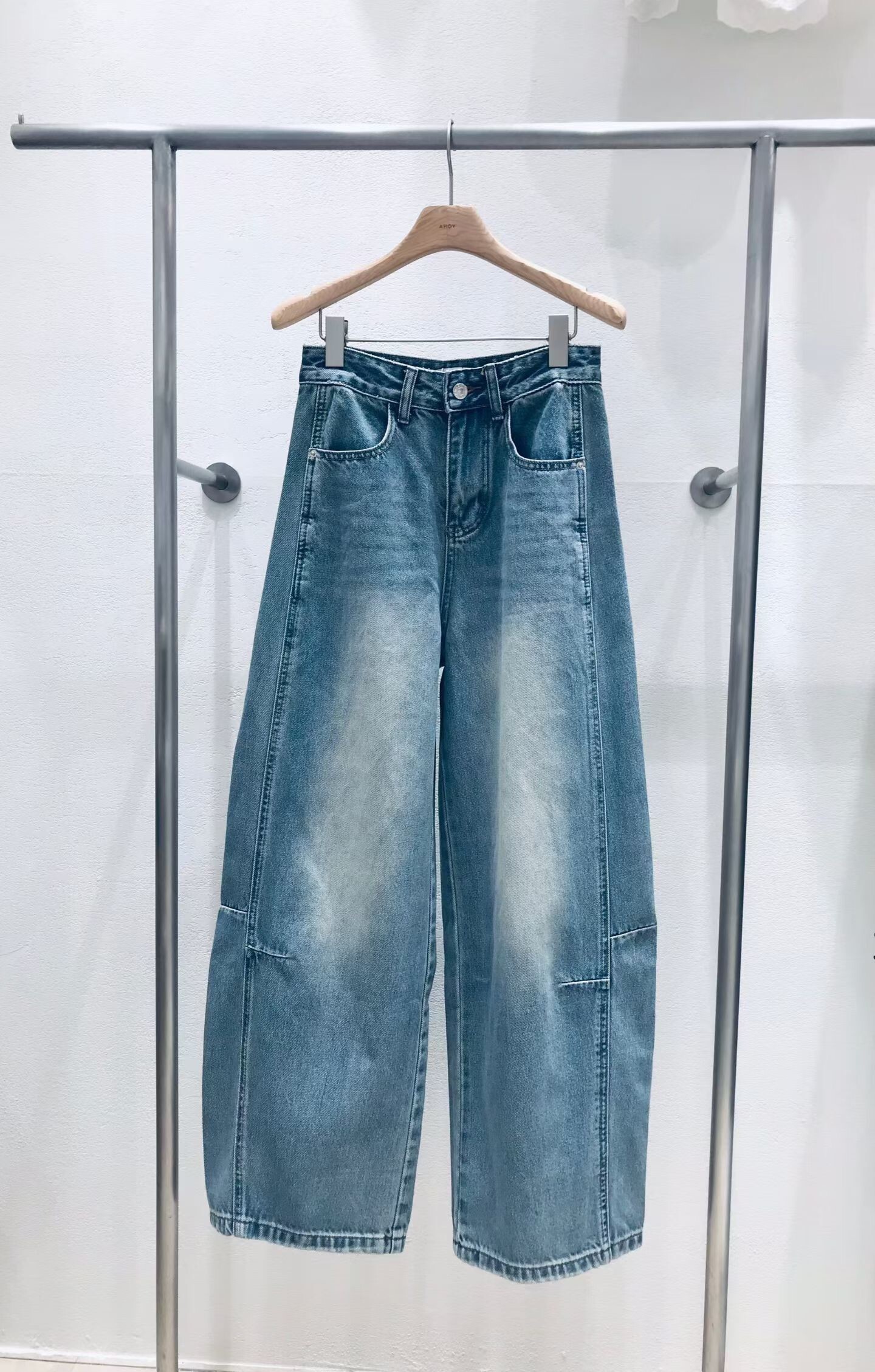 水洗牛仔小燈泡褲