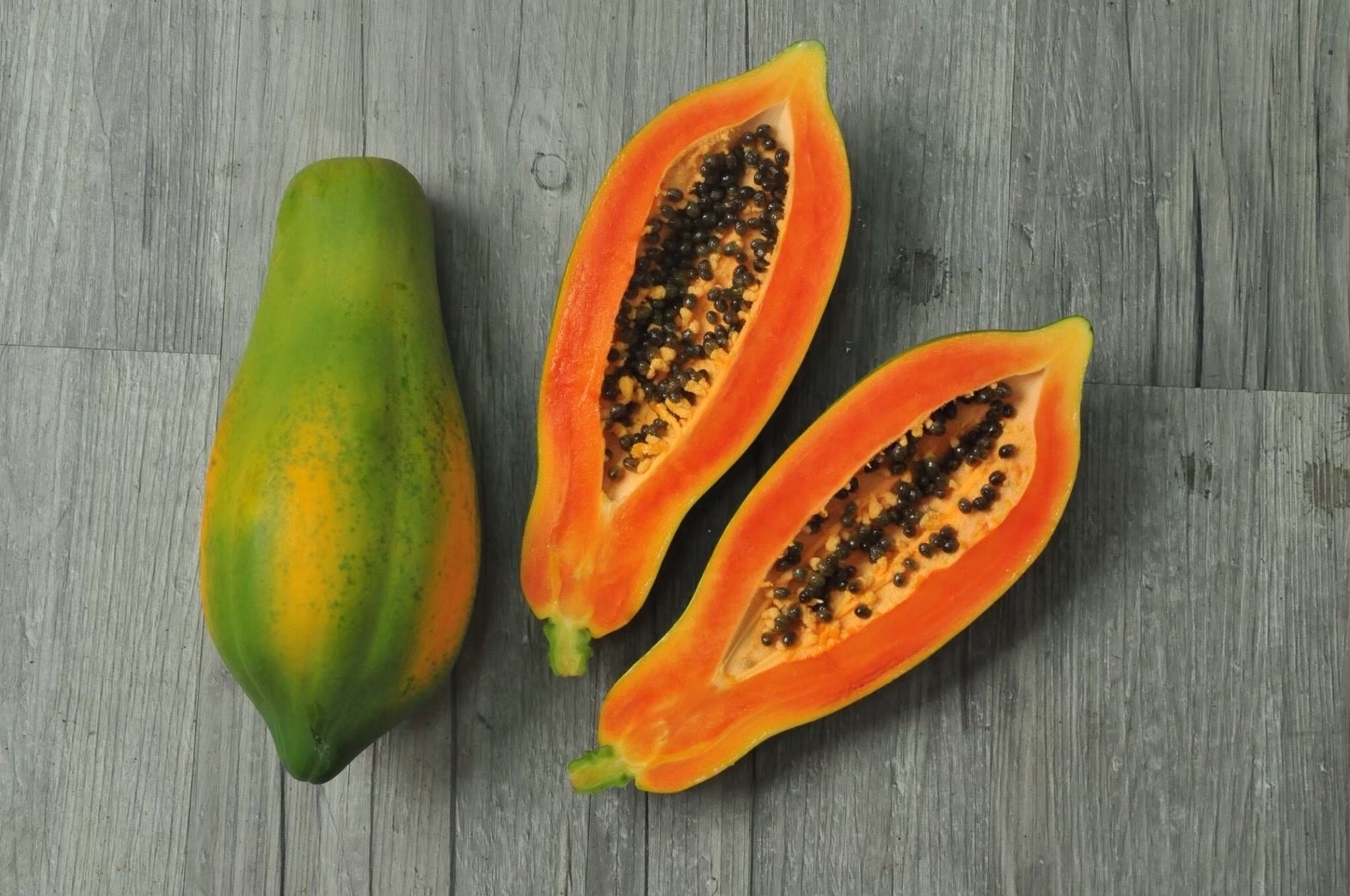 預購【04月03日 (五)到貨】美濃區農會💮產銷履歷 月光山木瓜【約600-800g/顆】