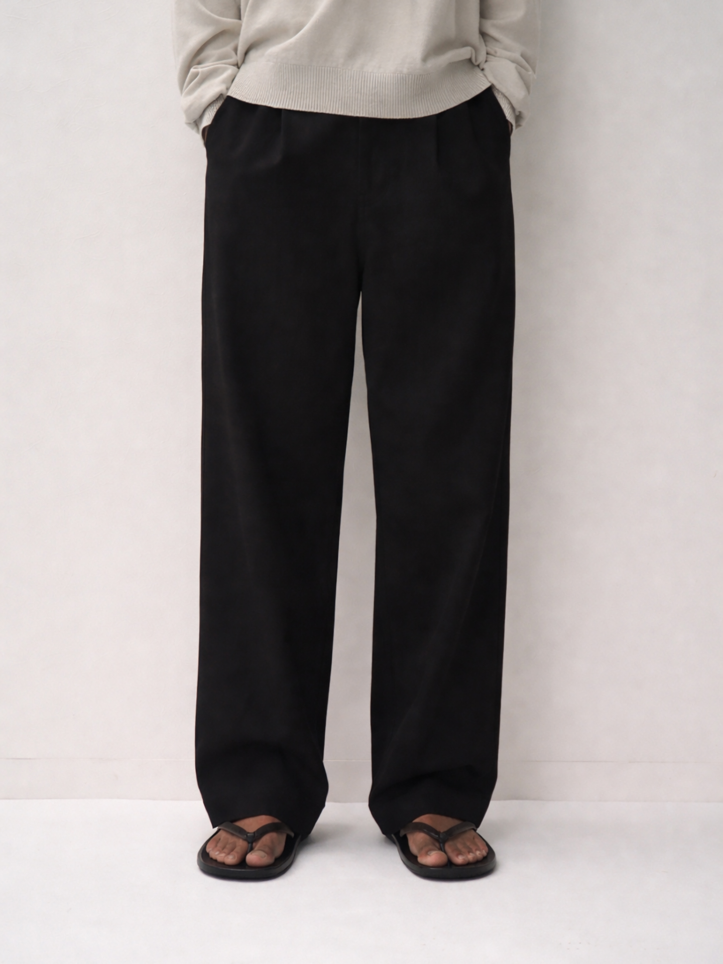 ATON Washed Twist Cotton Tuck Wide Pants Black