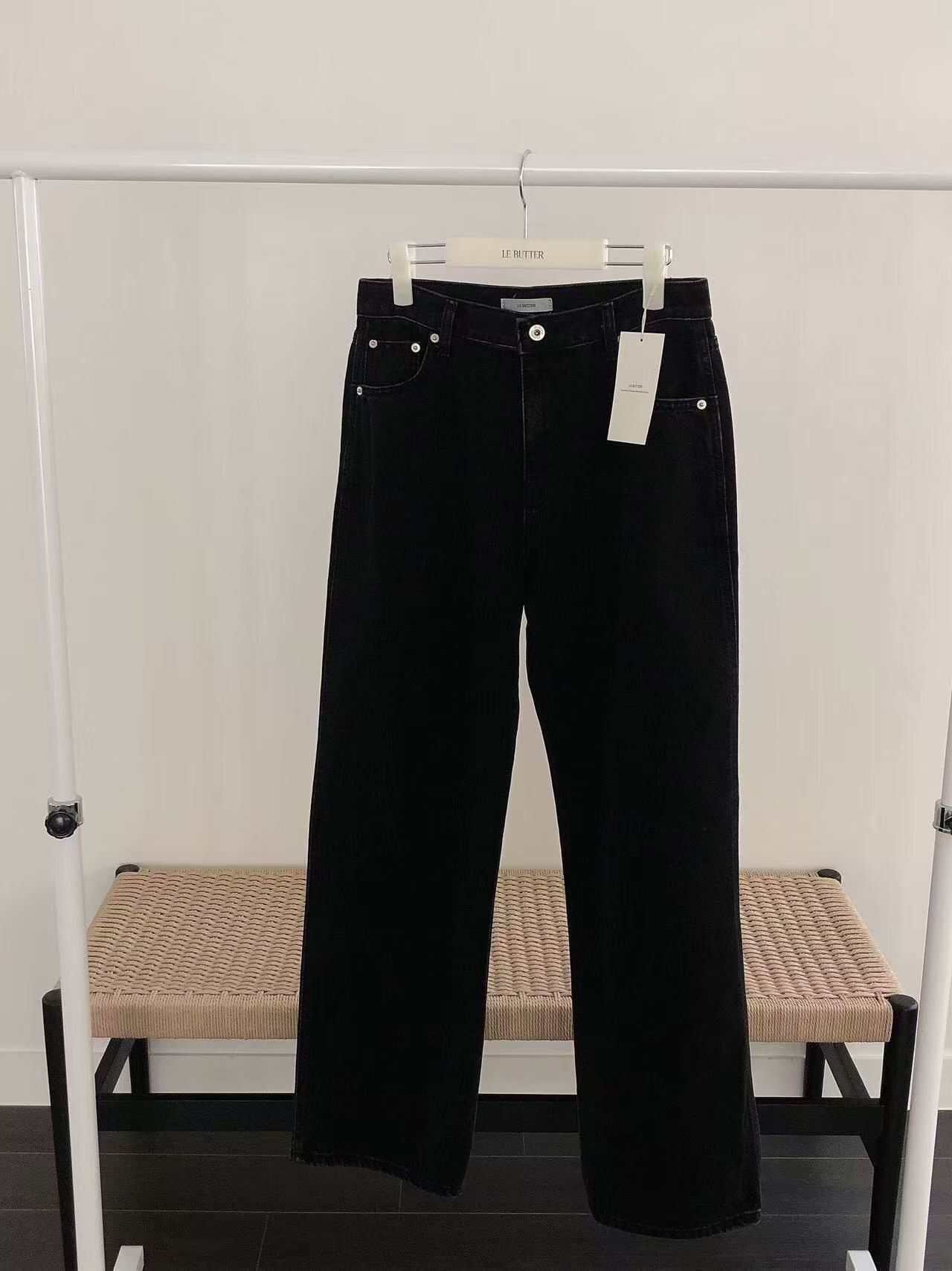 LB6021 黑色直筒牛仔褲