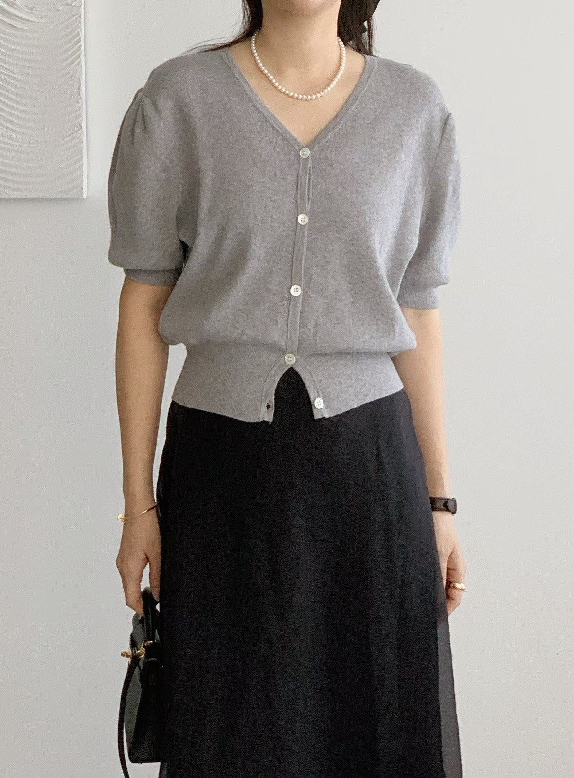 AW6028 V領短袖針織開上衣