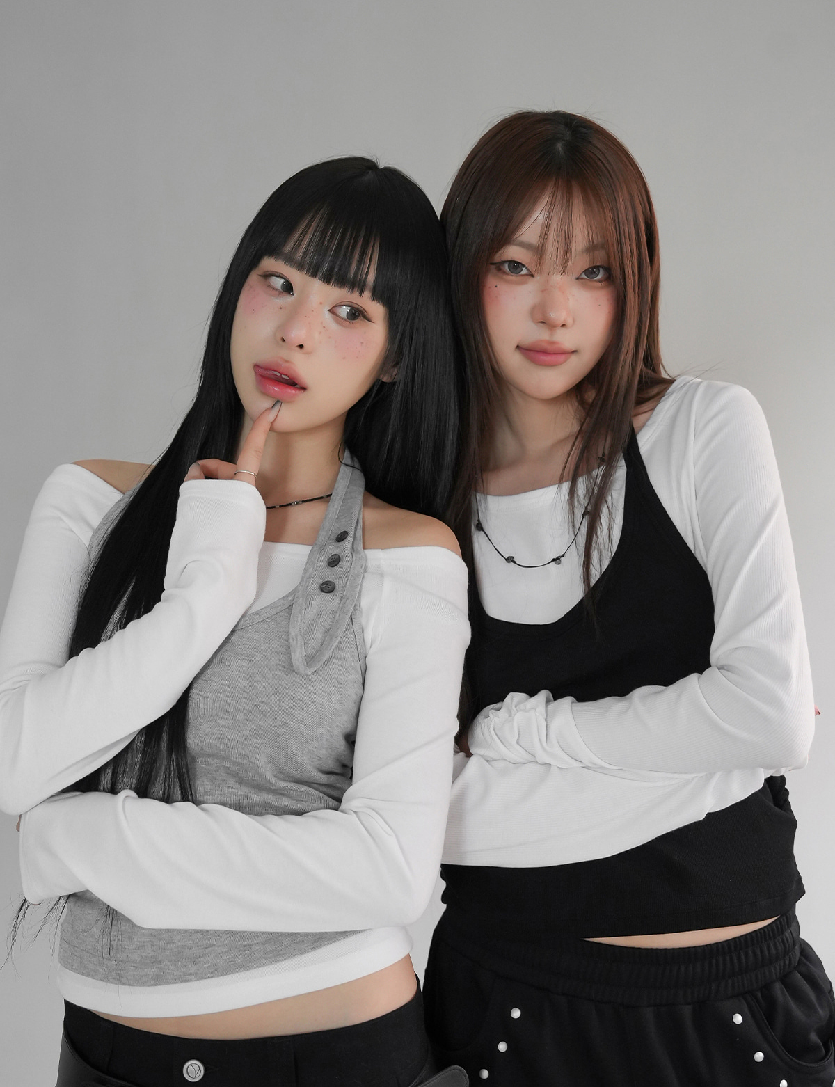 【預購】韓國 Binary01 輕亞風 顯瘦 繞脖 背心 平口 斜肩 T恤 1+1 疊穿套裝 兩件組