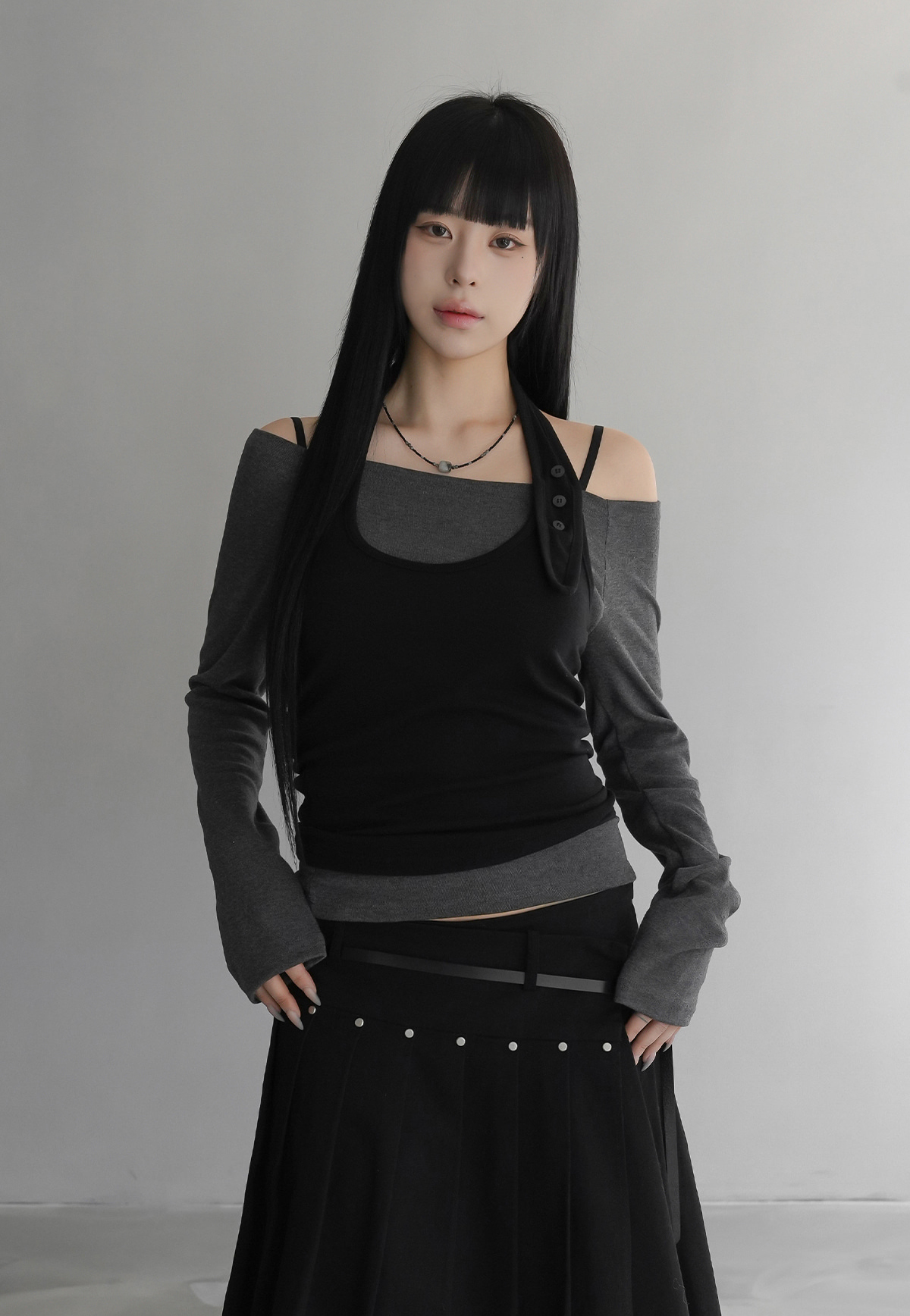 【預購】韓國 Binary01 輕亞風 顯瘦 繞脖 背心 平口 斜肩 T恤 1+1 疊穿套裝 兩件組