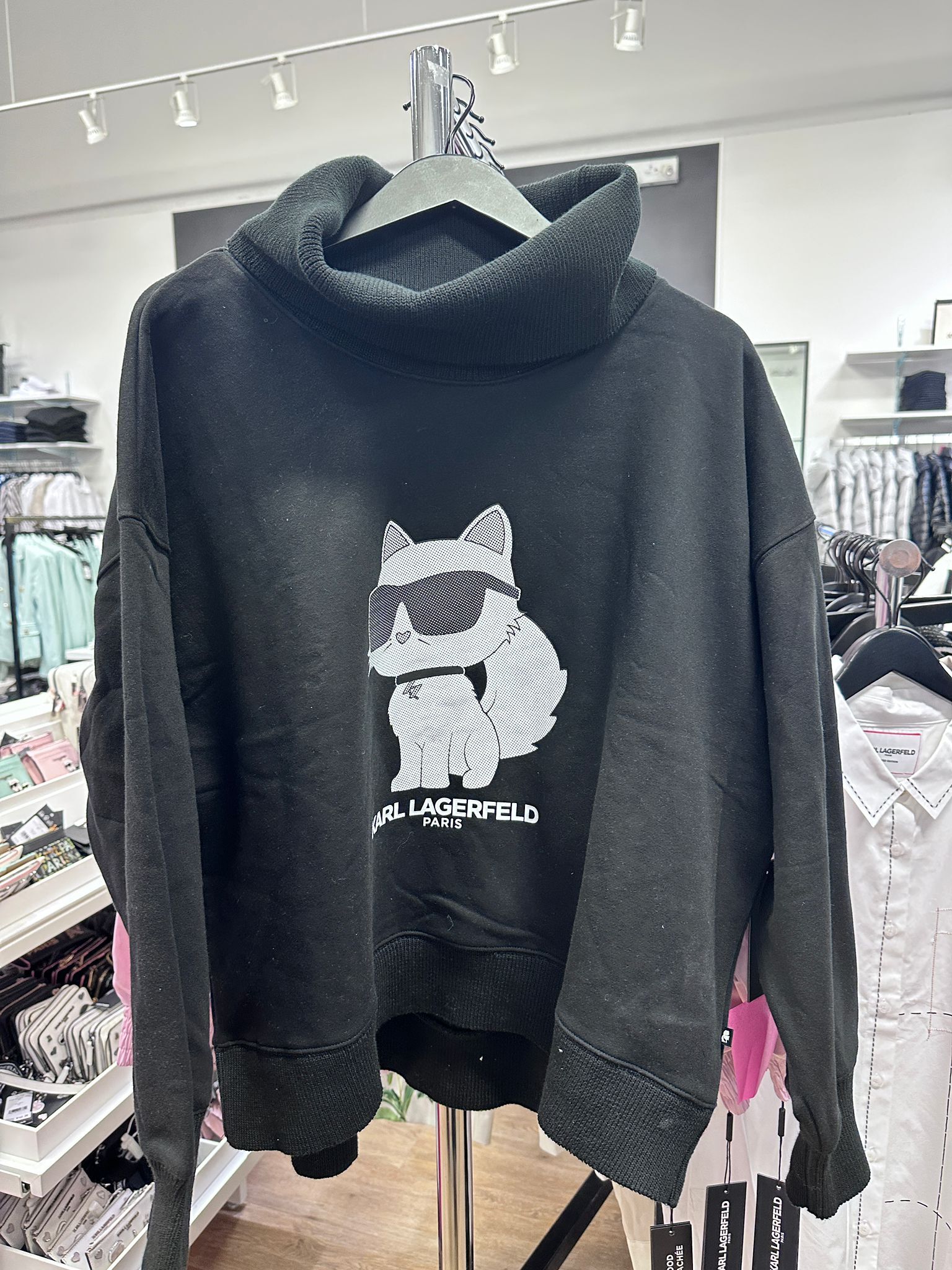 RT61 KL  白色貓貓圖案 黑色樽領針織衫 Choupette Turtleneck Sweatshirt