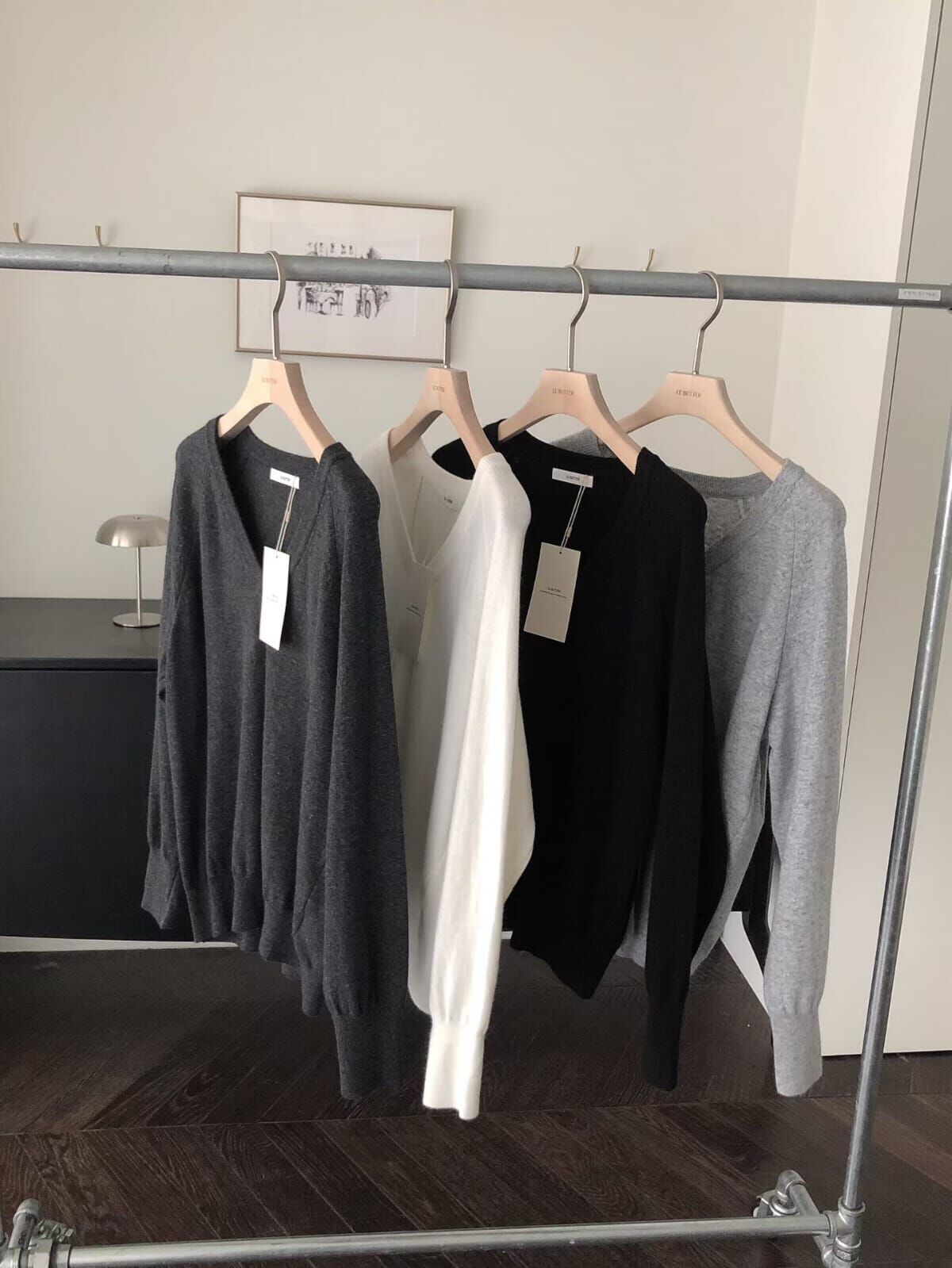 LB6028 V領Cashmere薄針織衫