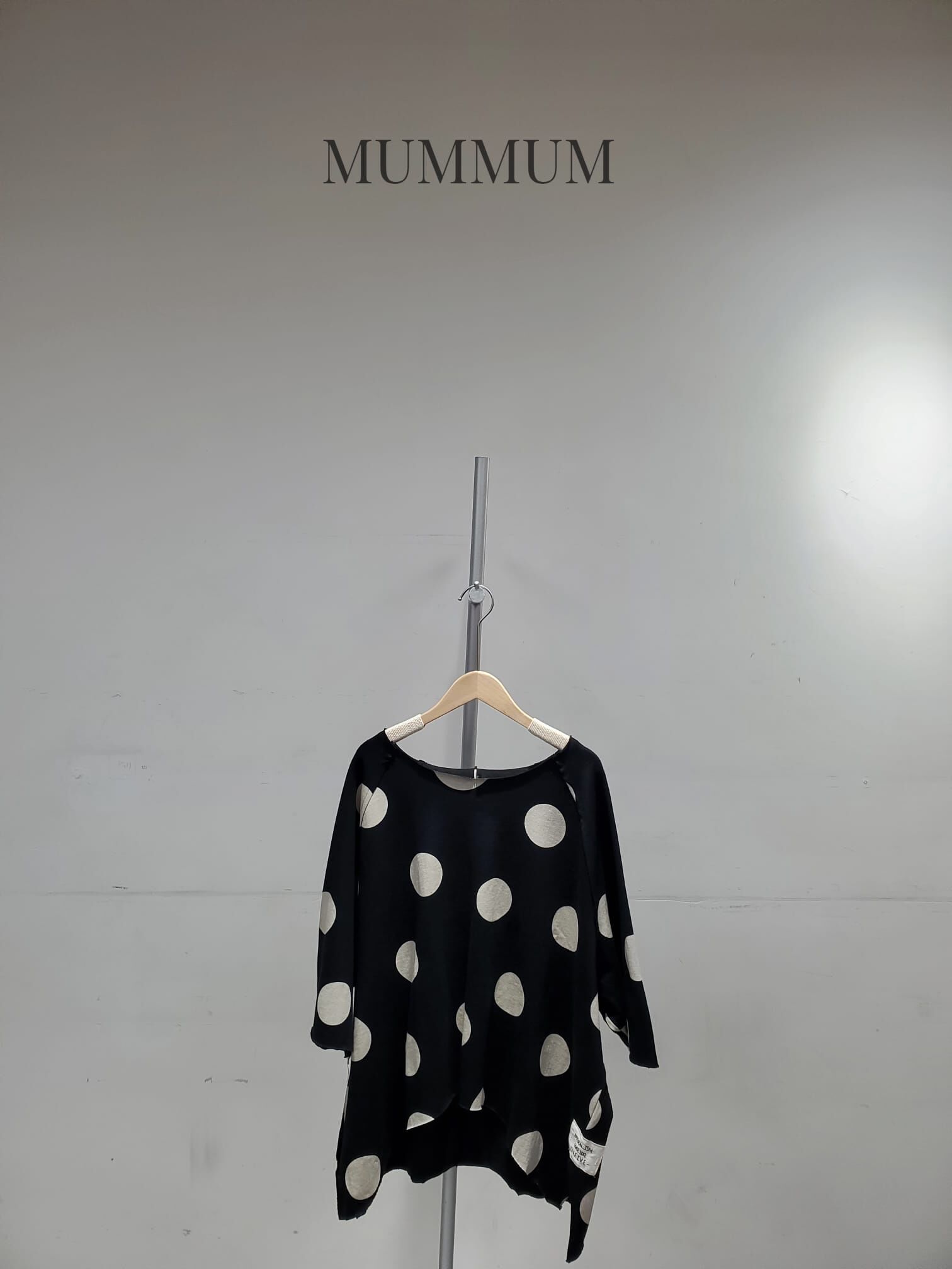 0213214a/波點卷邊寬領上衣 56/56/24-27.5