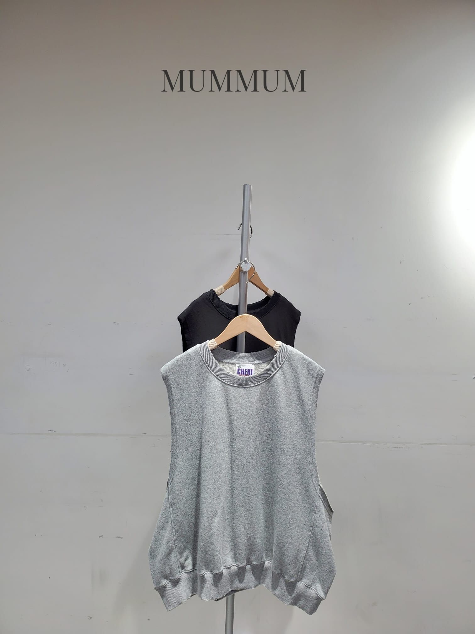 0213216a/破爛邊小洞大口袖背心 56/50/24-26