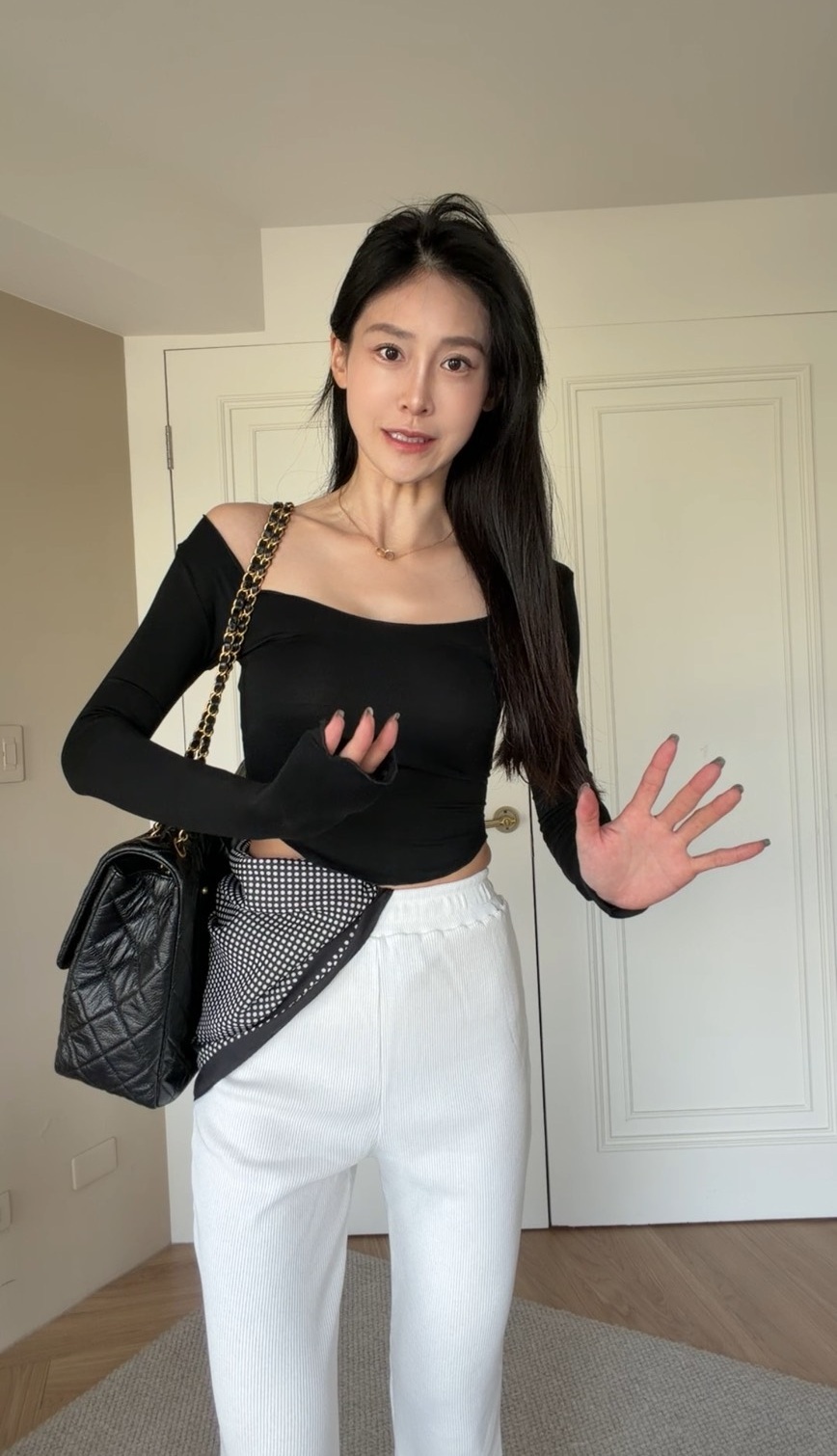 ｜韓國｜簡約點點幾何絲巾