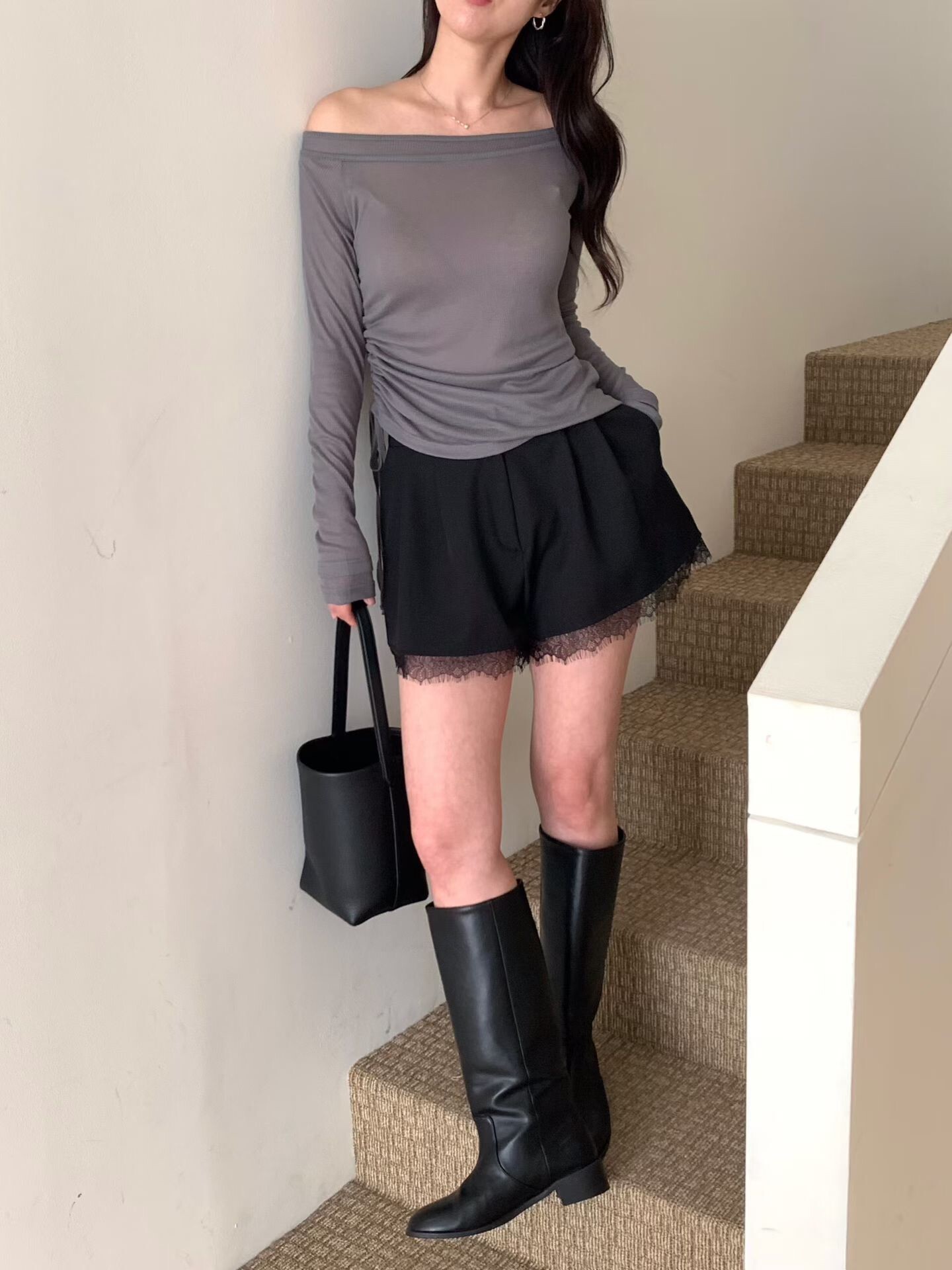 親膚絲棉側抽帶大領上衣