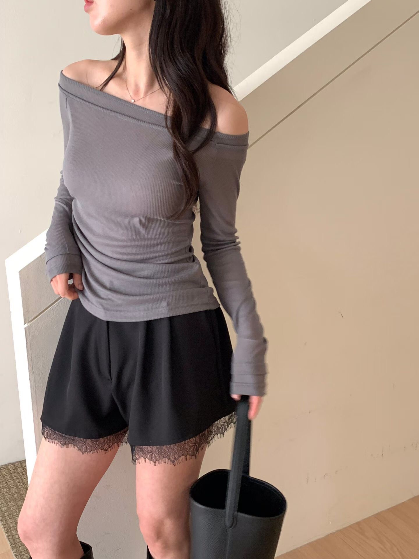 親膚絲棉側抽帶大領上衣