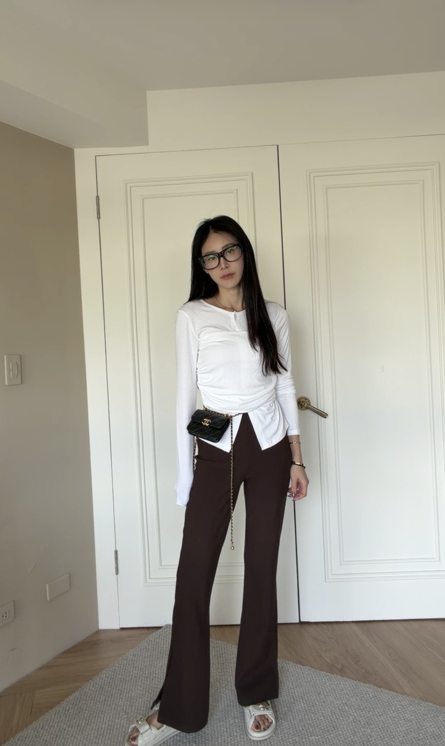 ｜韓國｜垂墜感細紋寬褲