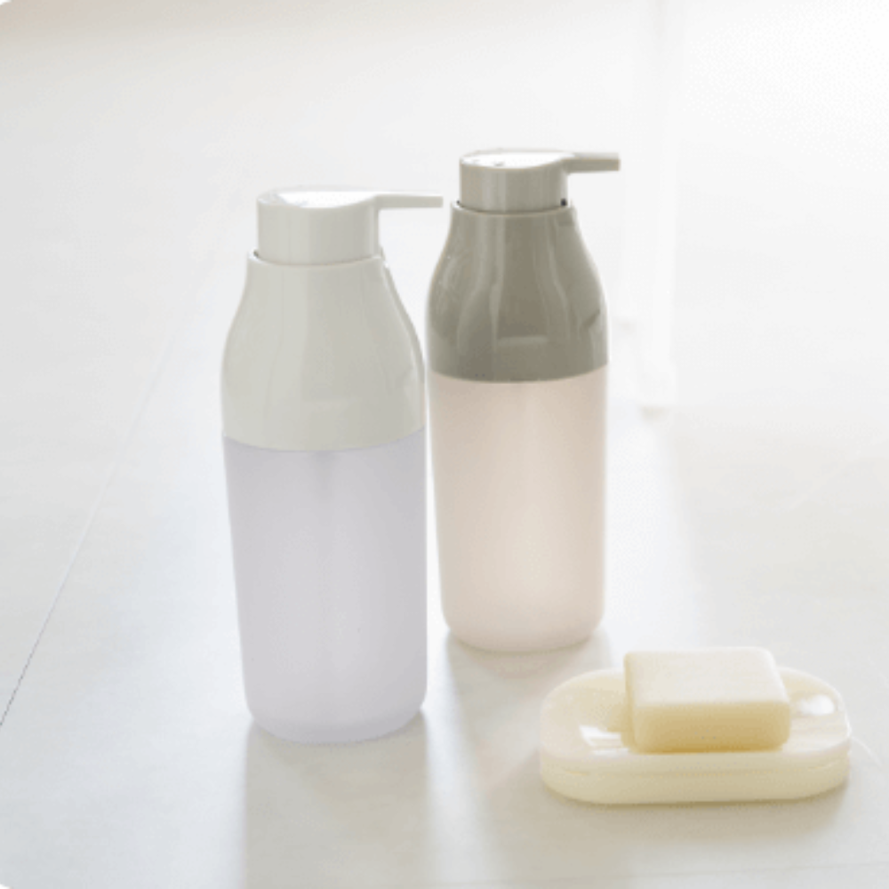 《PLYS》透明按壓式分裝瓶420ml